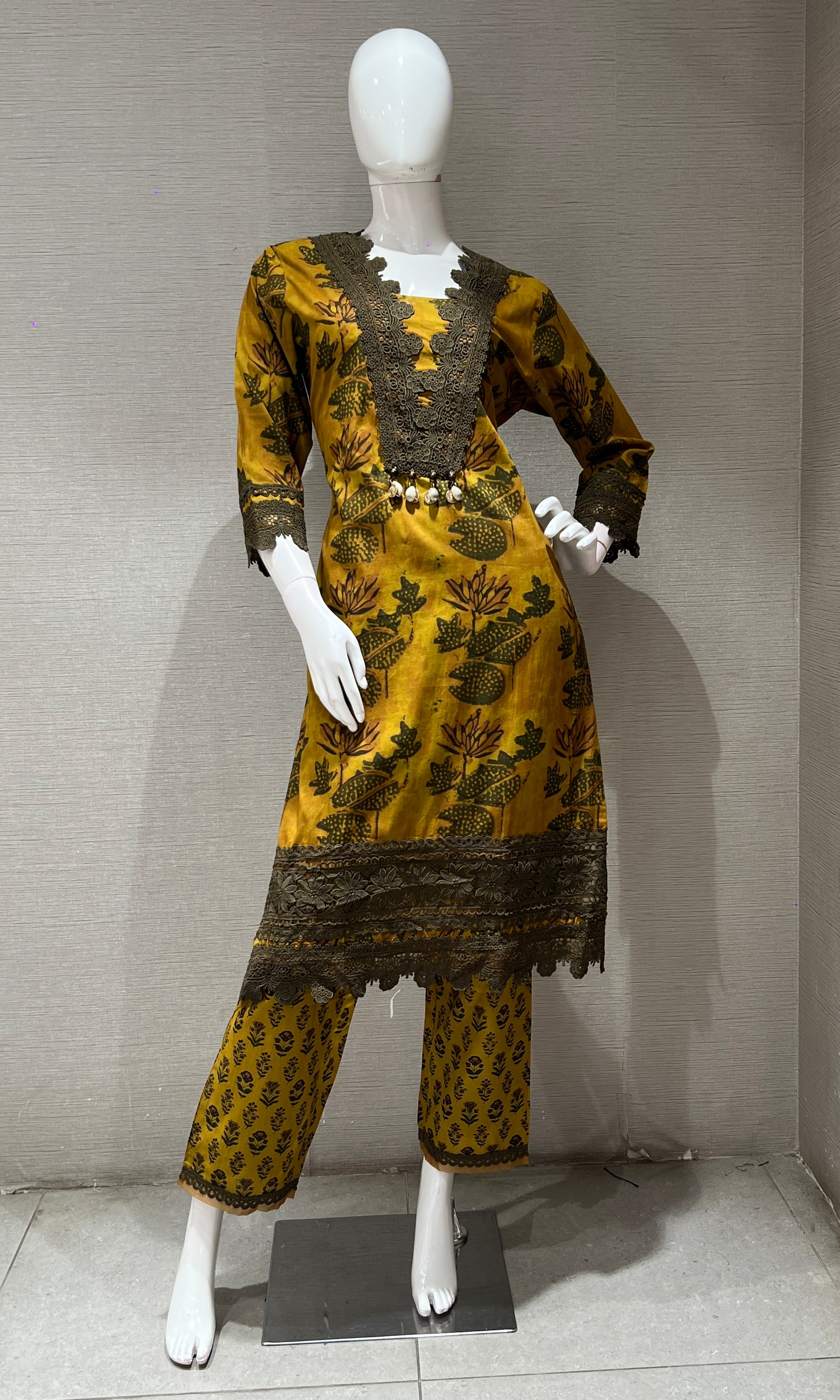 GREY floral printed ethnic KURTAS ET