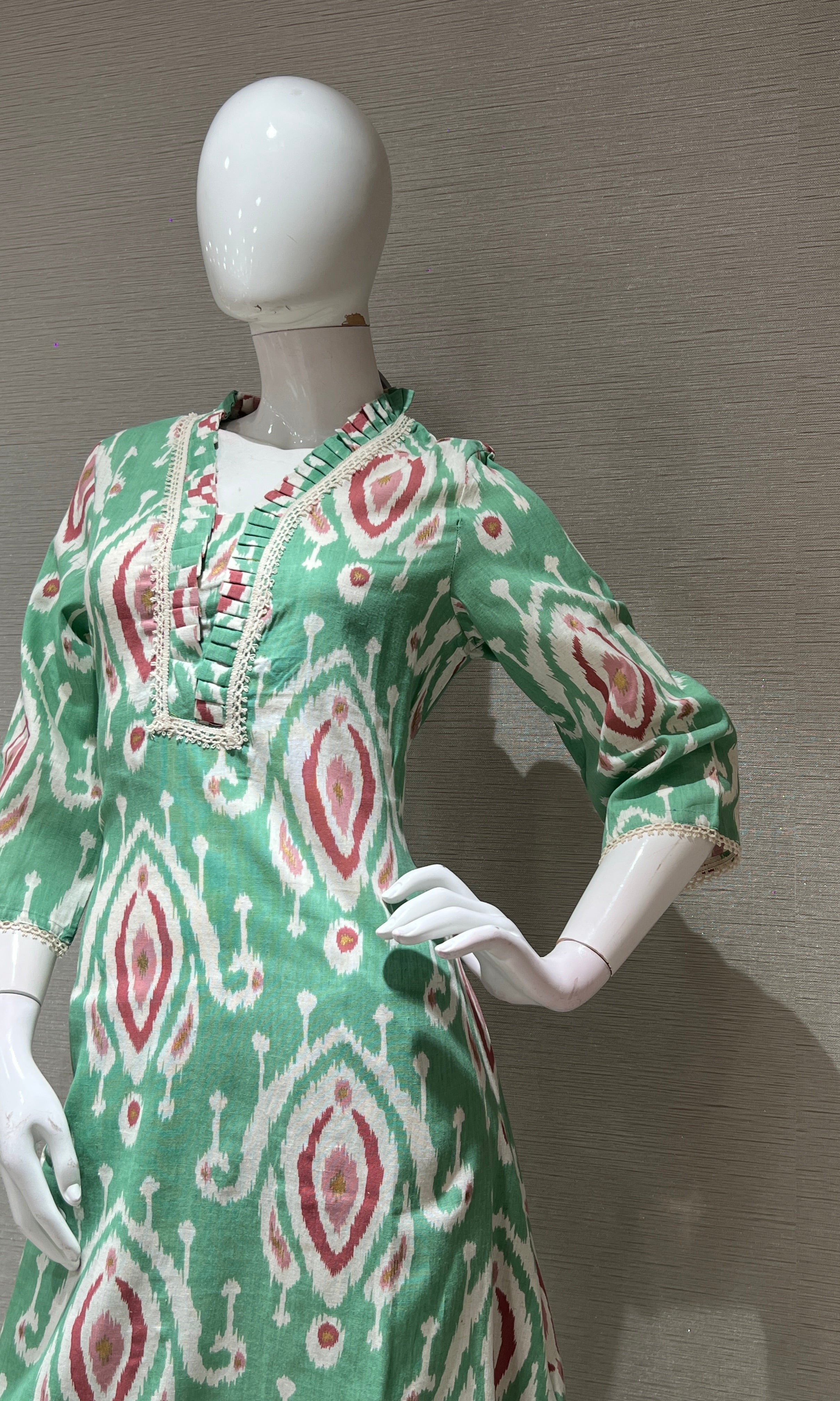 Green FLORAL PRINTED KURTI SET