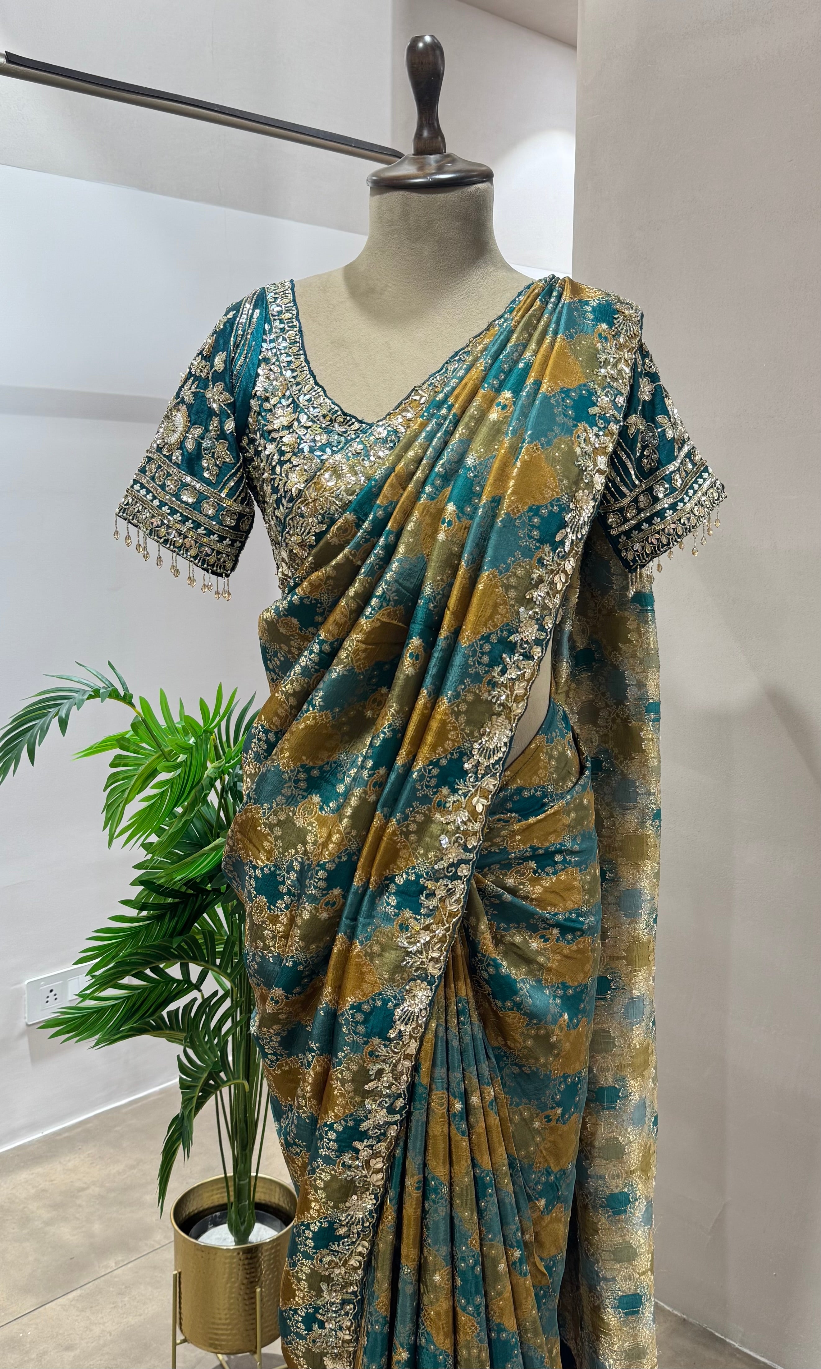 DESIGNER BANARASI GREEN SAREE WITH BLOUSE