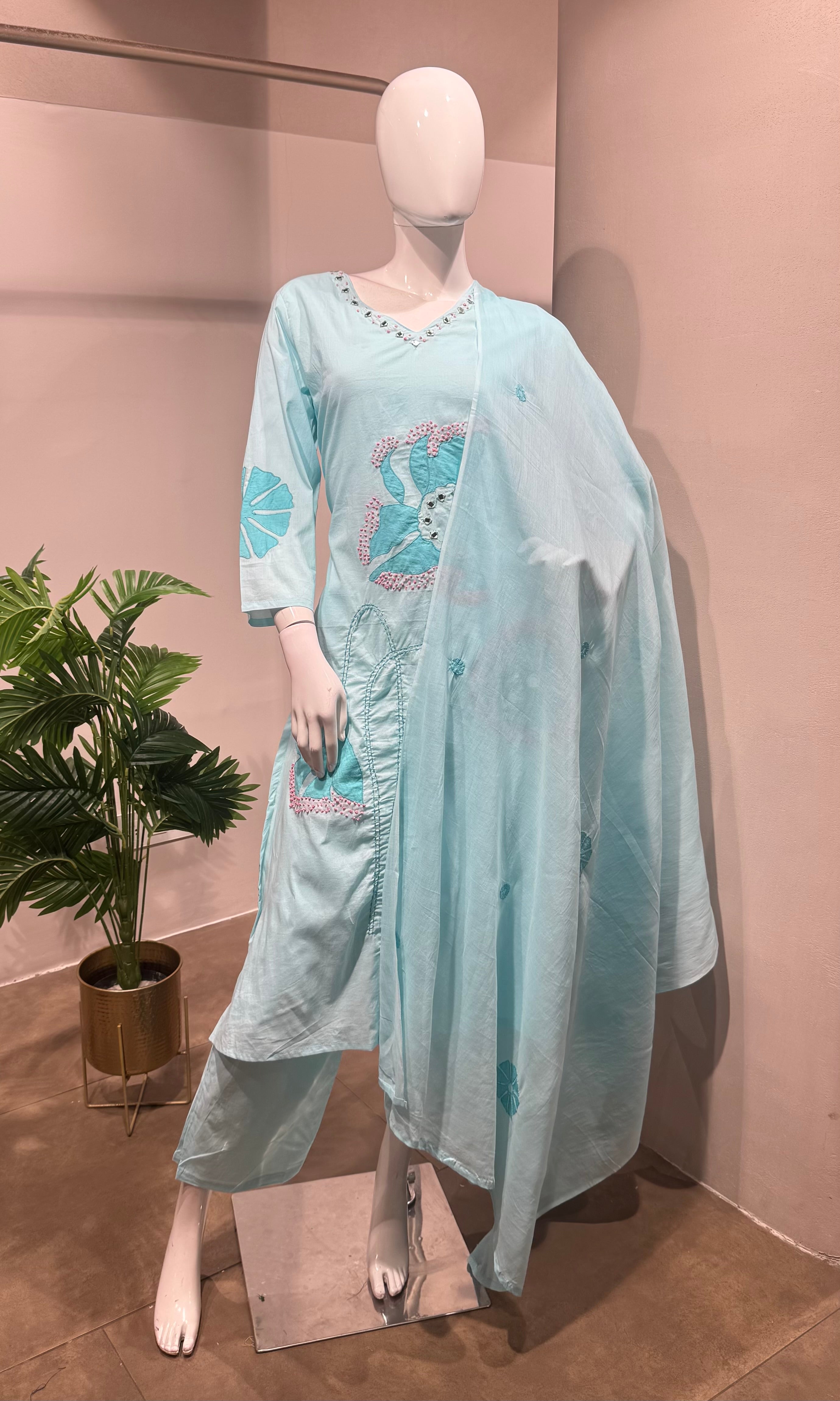 Sky Blue Floral Embroidered kurta set