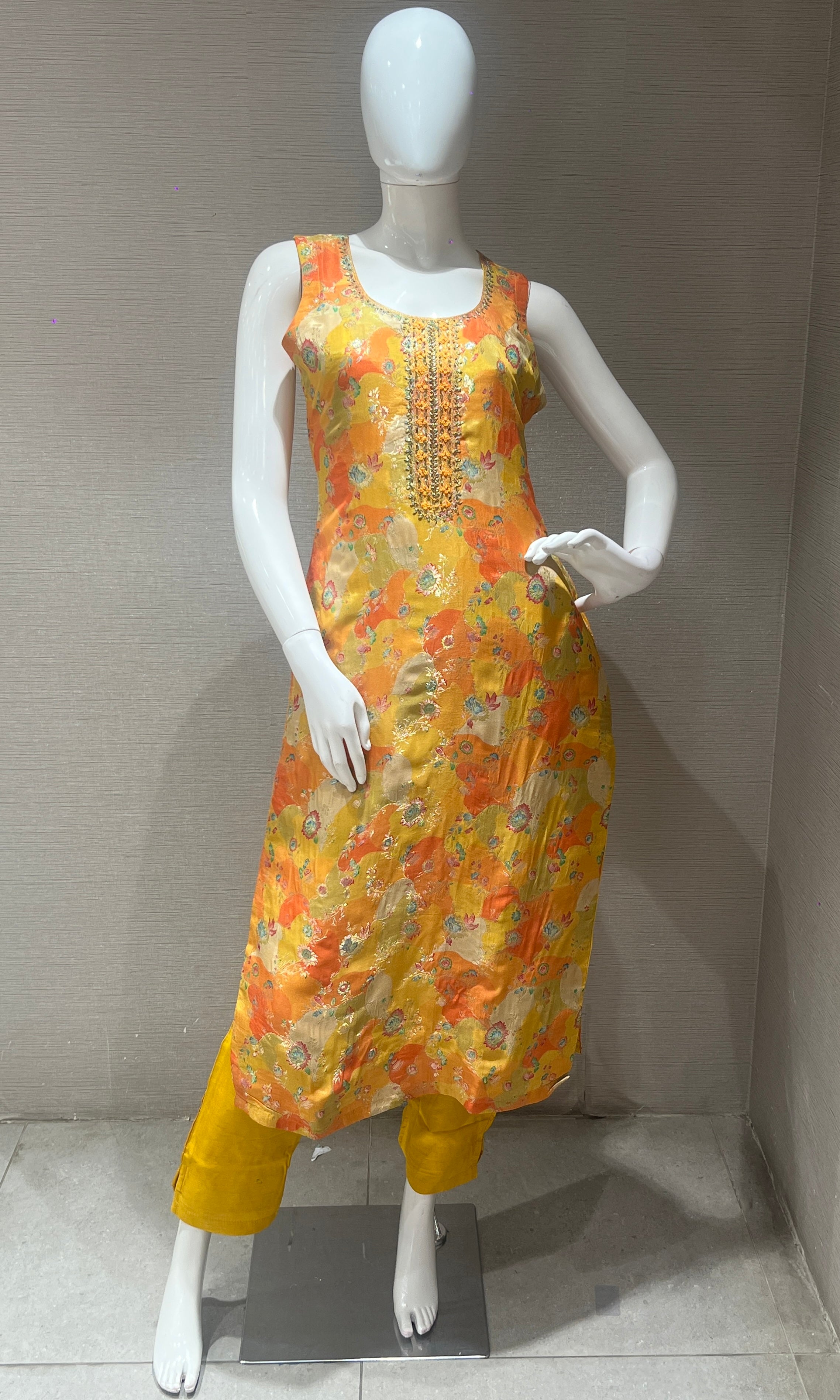 Yellow floral Printed Kurta set with Dupatta