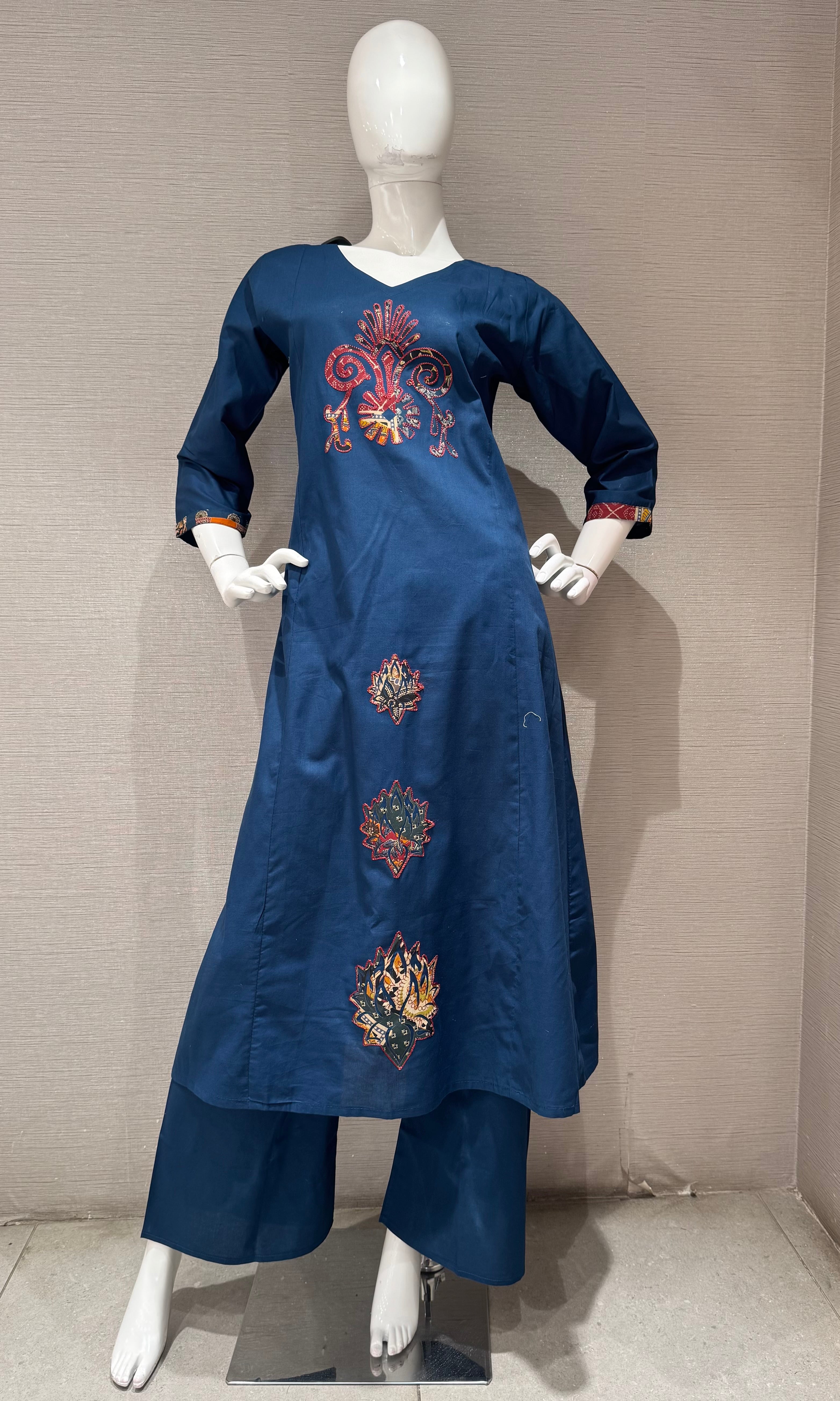 Navy blue Floral Salwar Kameez Set