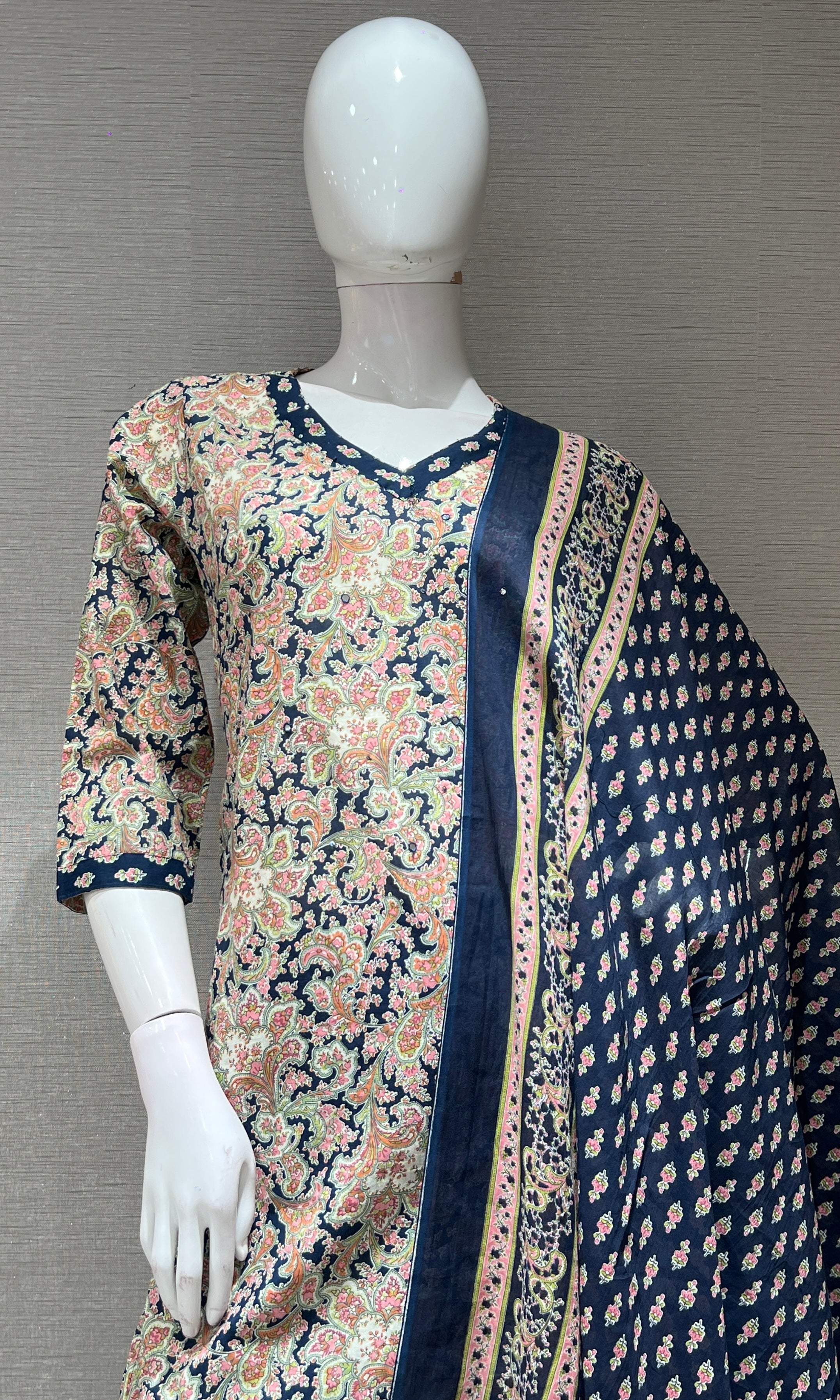 Light pink floral print kurta set