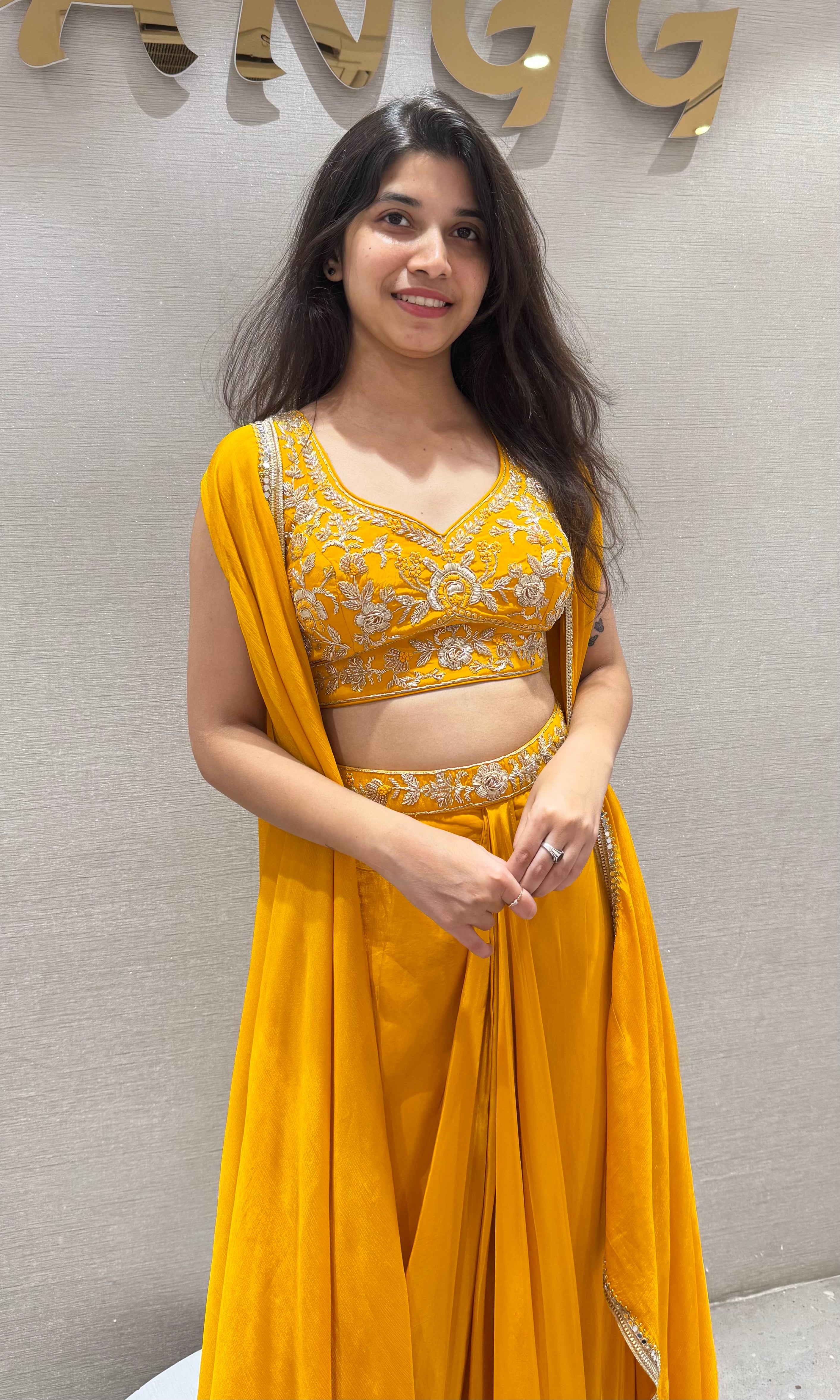 YELLOW EMBROIDERED BLOUSE WITH SKIRT