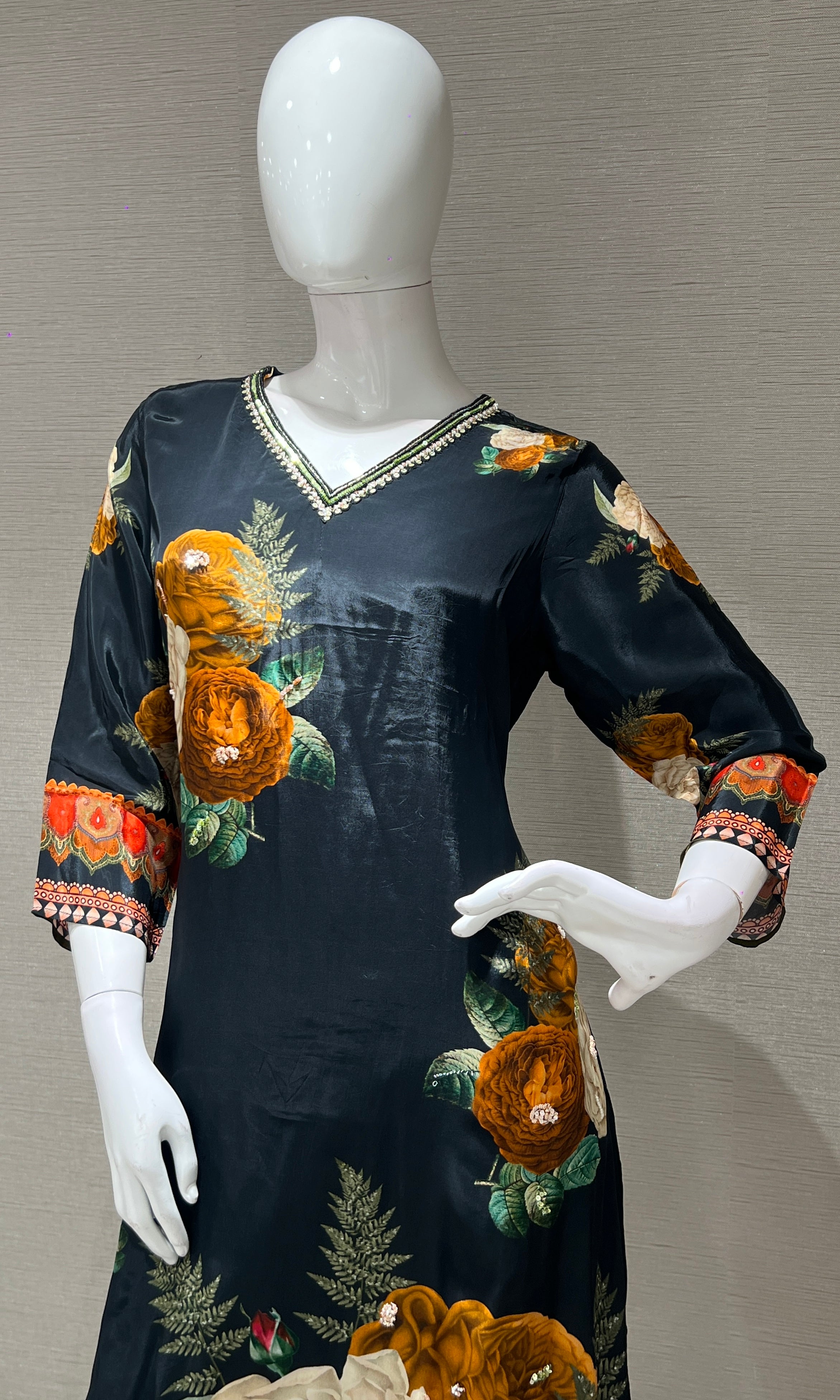 Black Elegant Floral Printed KURTA SET