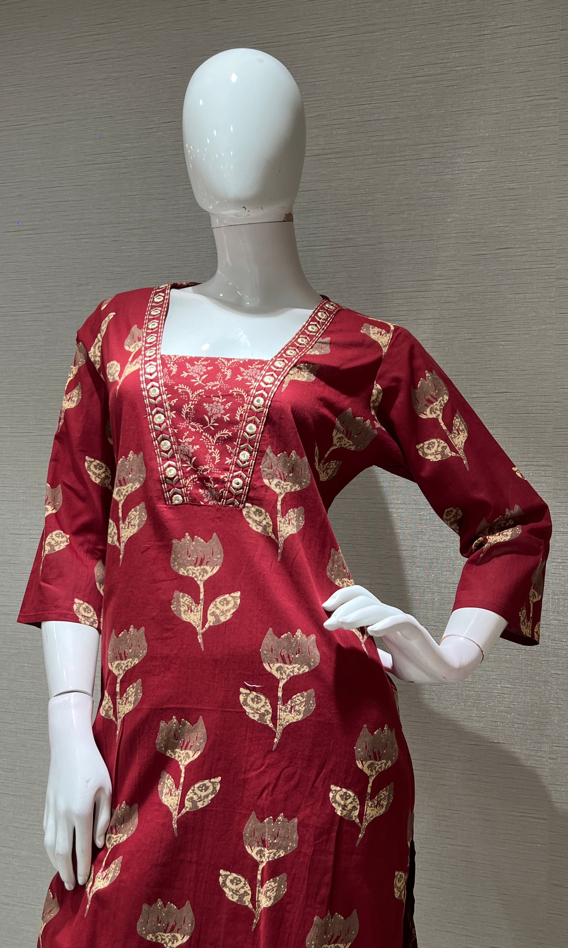 Maroon FLORAL PRINTED kurta set