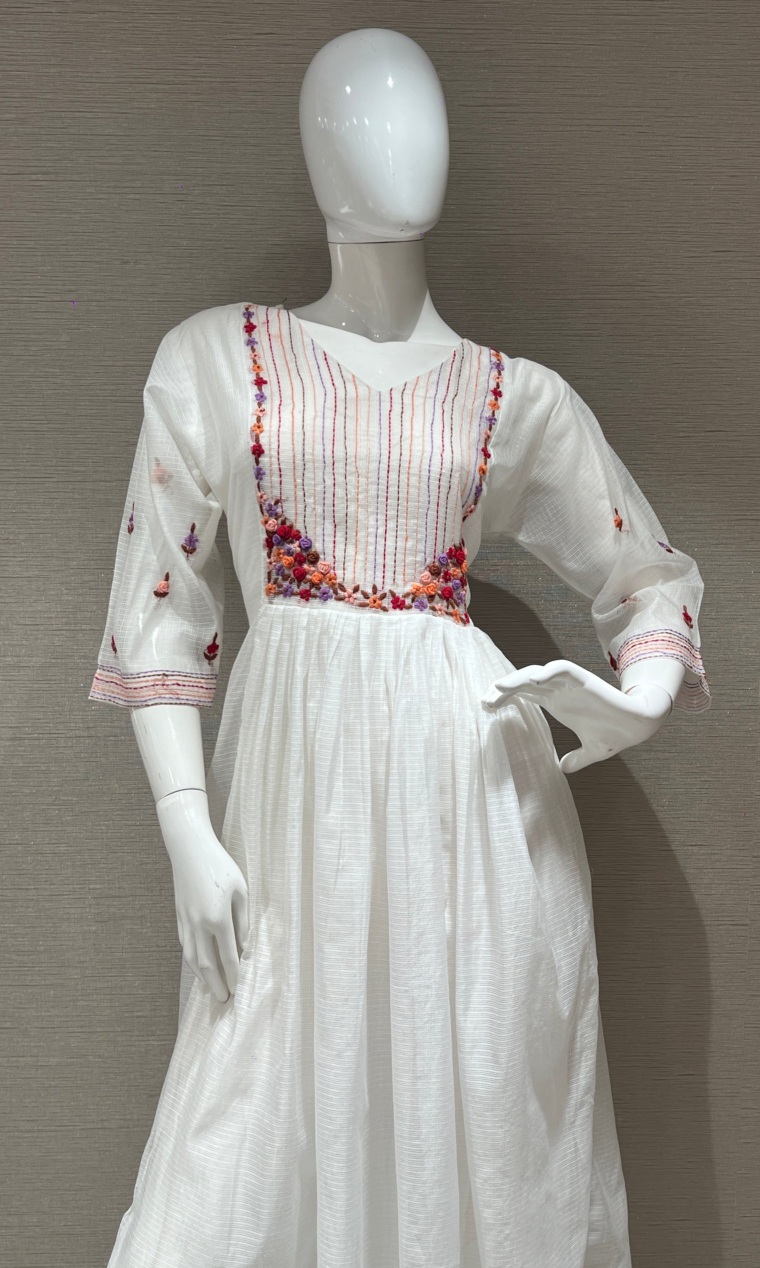 Elegant MUL CHANDERI White kurta set