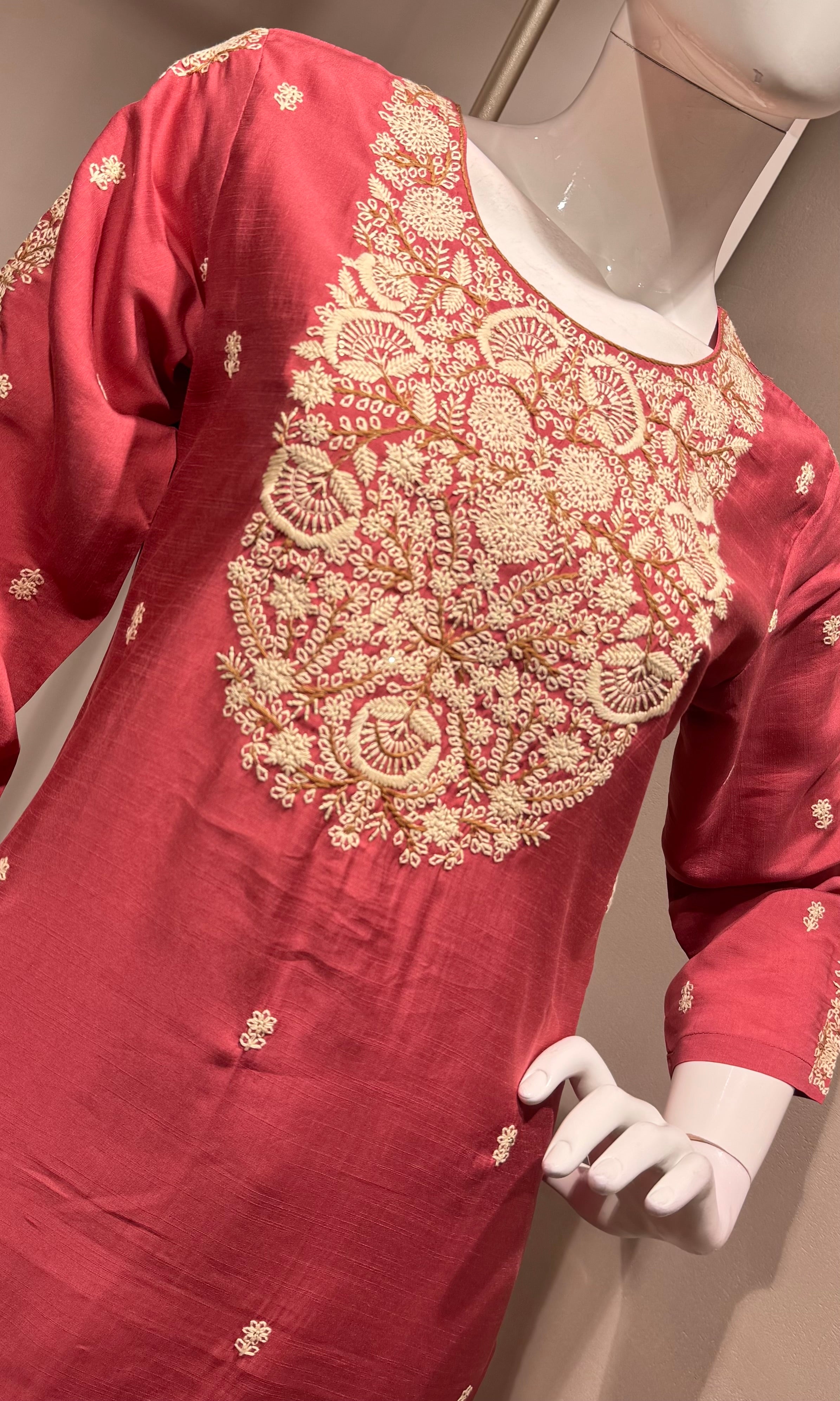 Pink thread work Embroidery kurta set