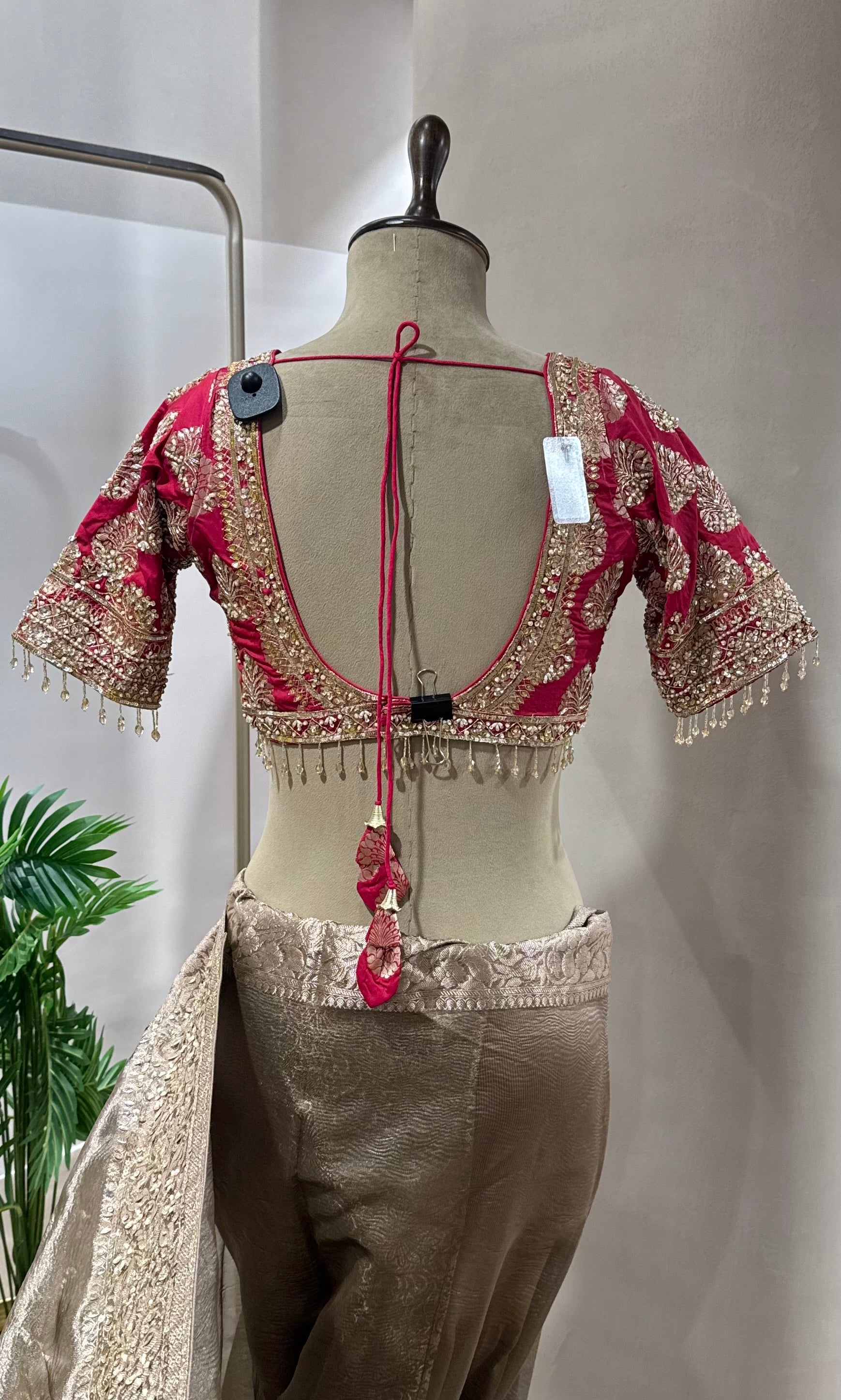 TISSUE GOLD BANARASI SAREE WITH BLOUSE