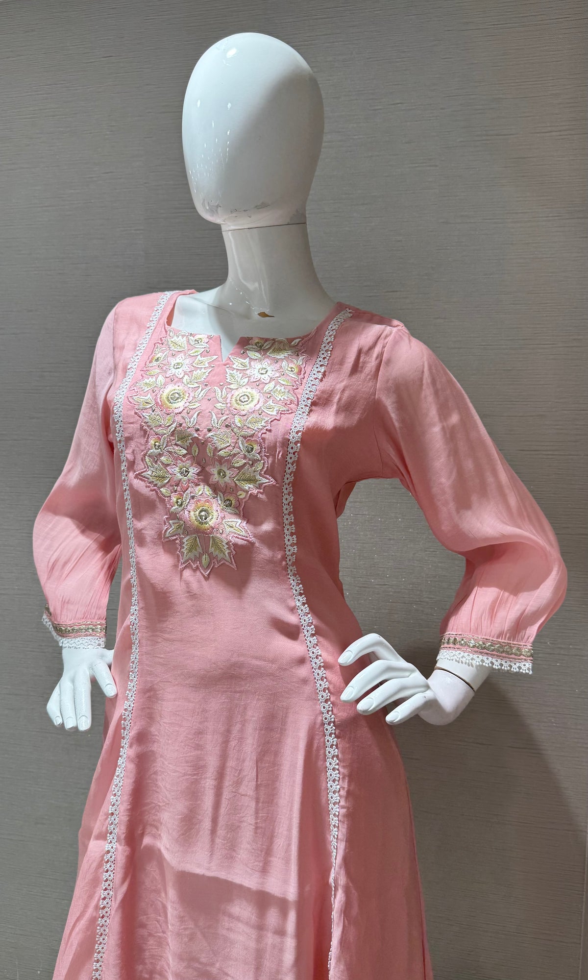 Baby Pink Floral Embroidered Ethnic Kurta top