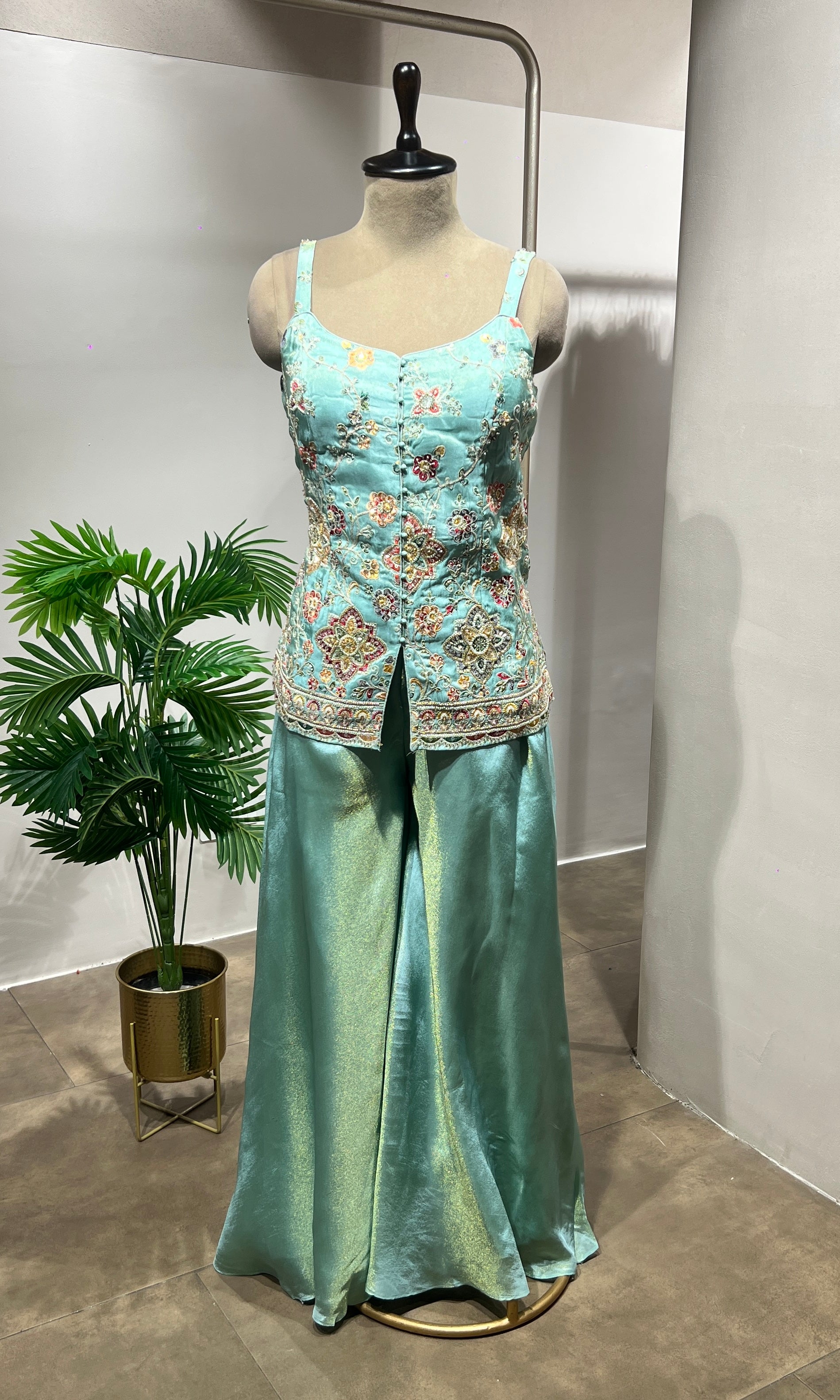 PISTA Green Shimmer Tissue Peplum Suit