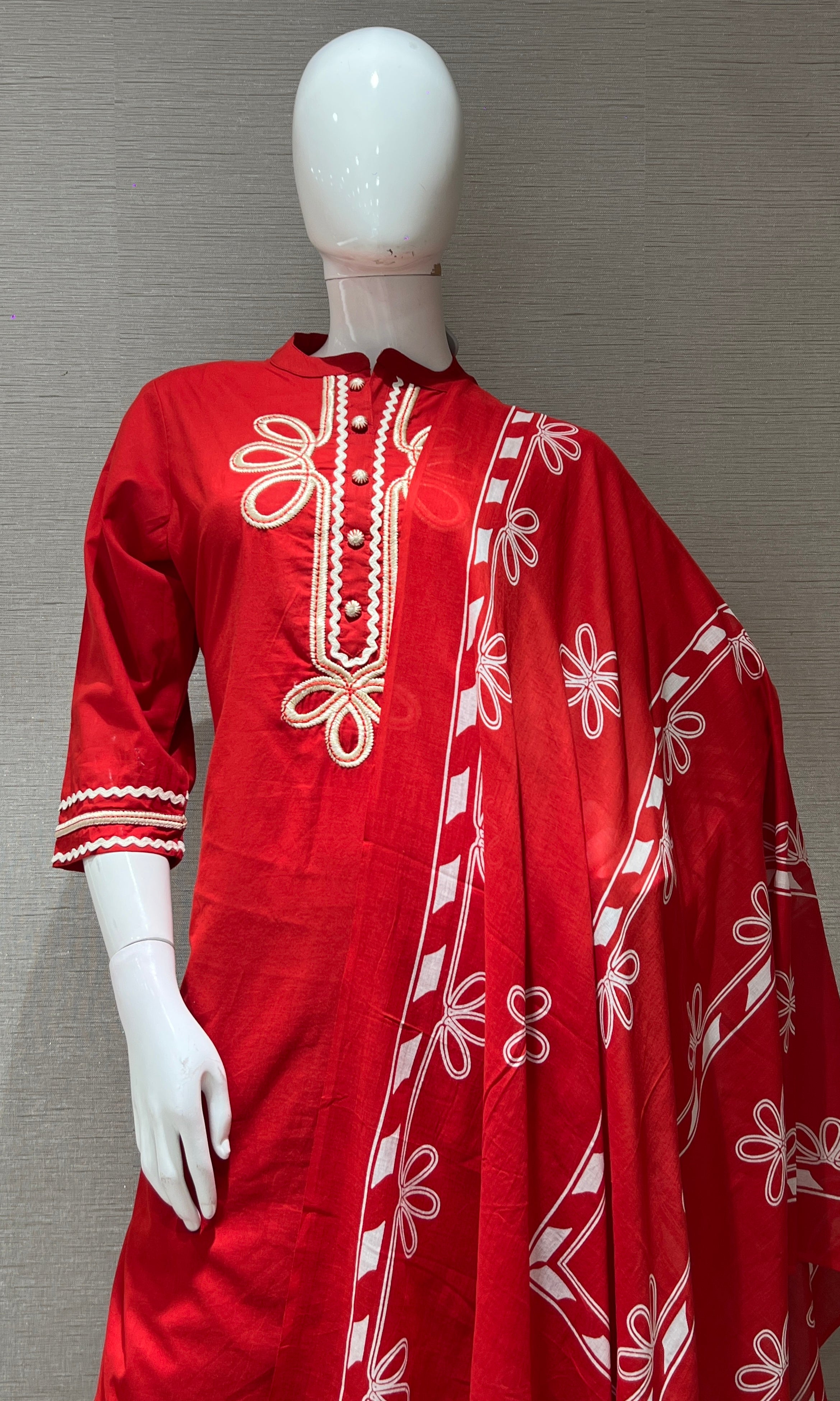 Red FLORAL KURTA SET WITH palazzo PANTS