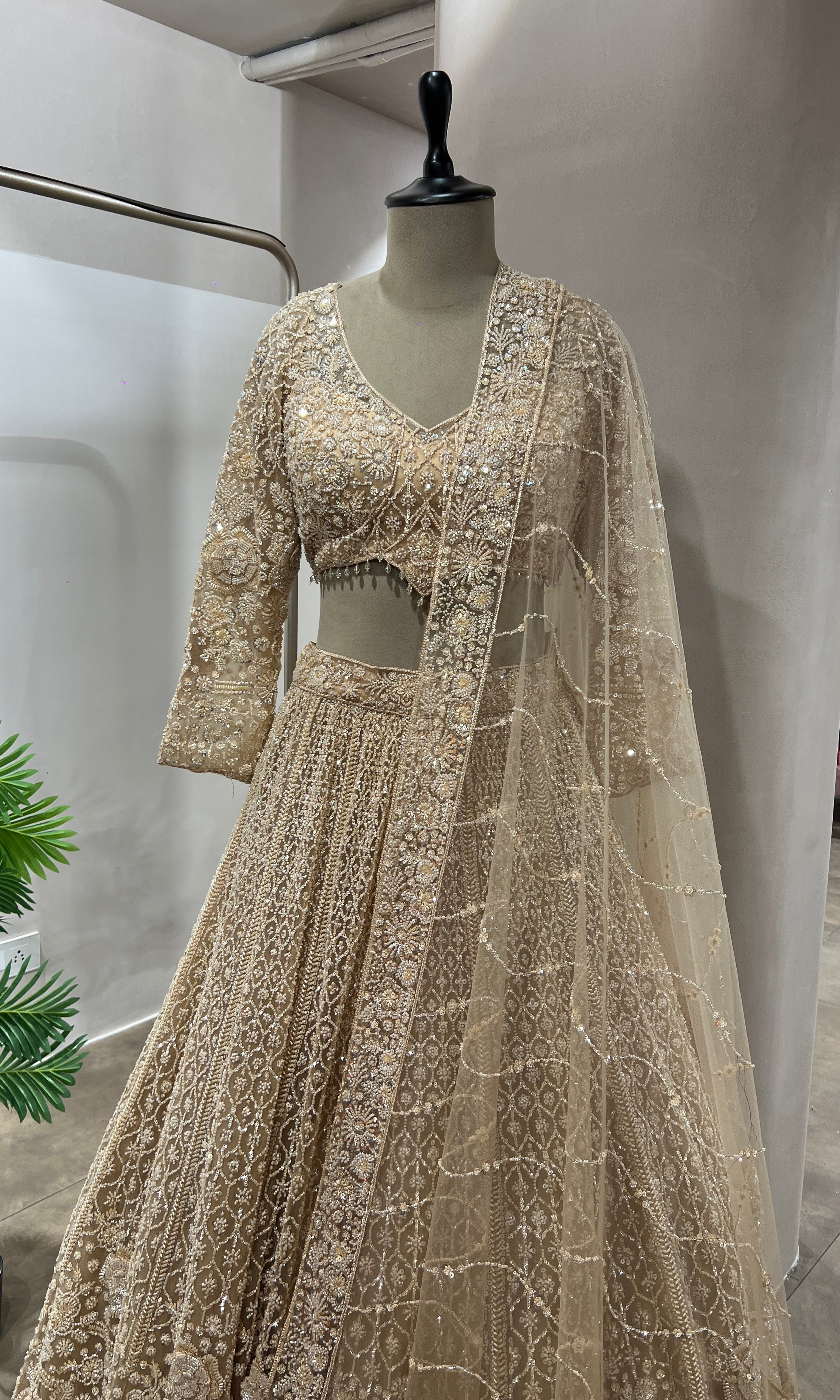 BEAGH FLORAL INTRICATE EMBROIDERY LEHENGA