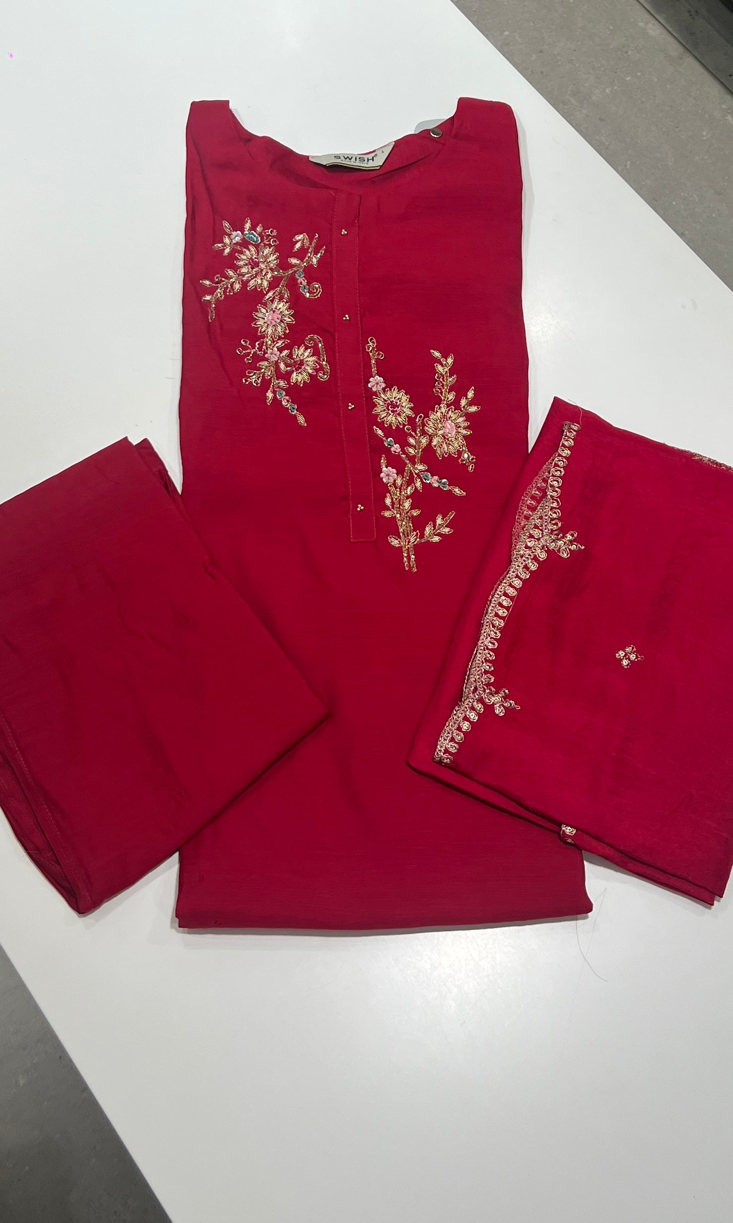 RanI Pink Floral Detailing KURTA SET