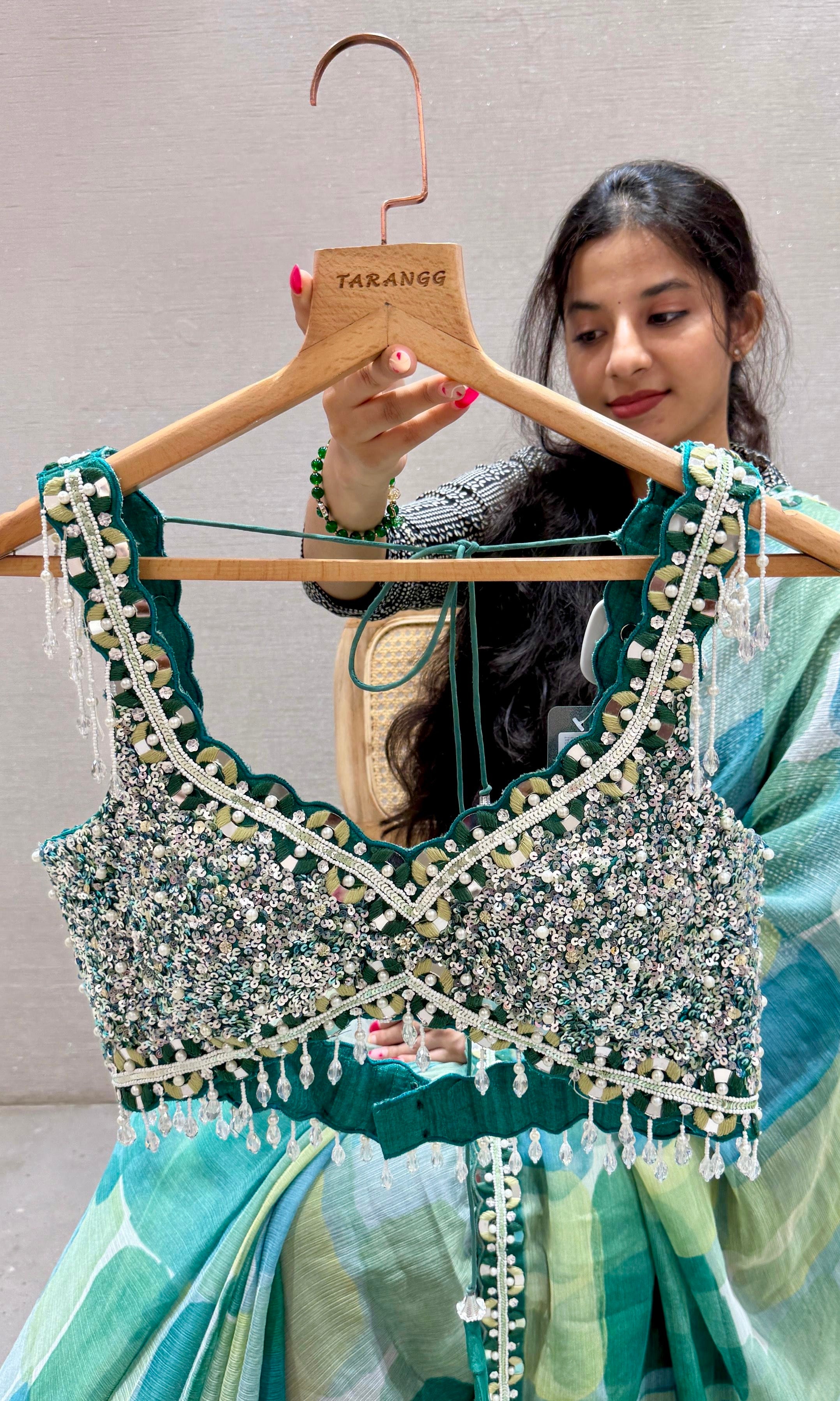 Green and blue Crushed Georgette saree with ready blouse