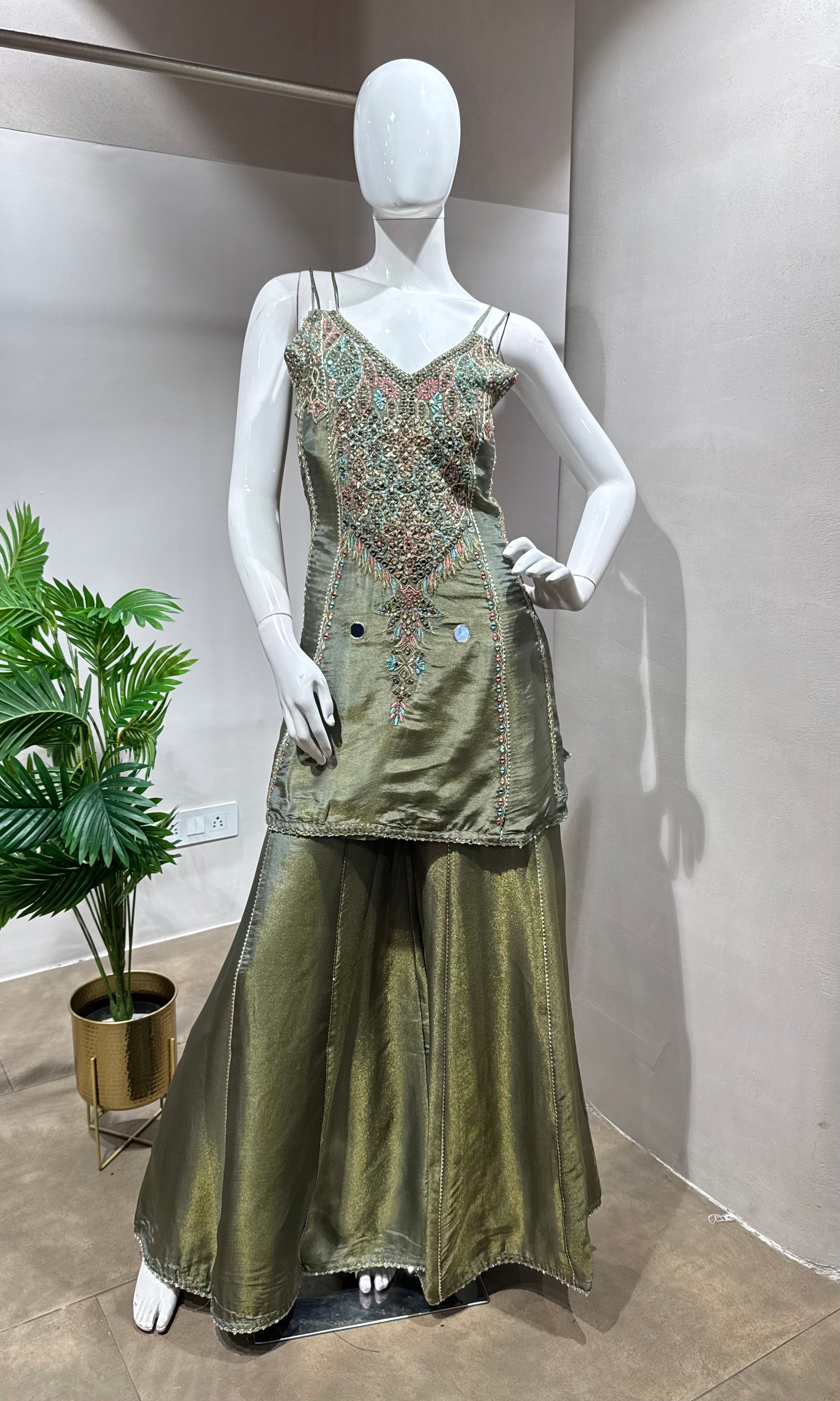 GREEN EMBROIDERED PALAZZO SET