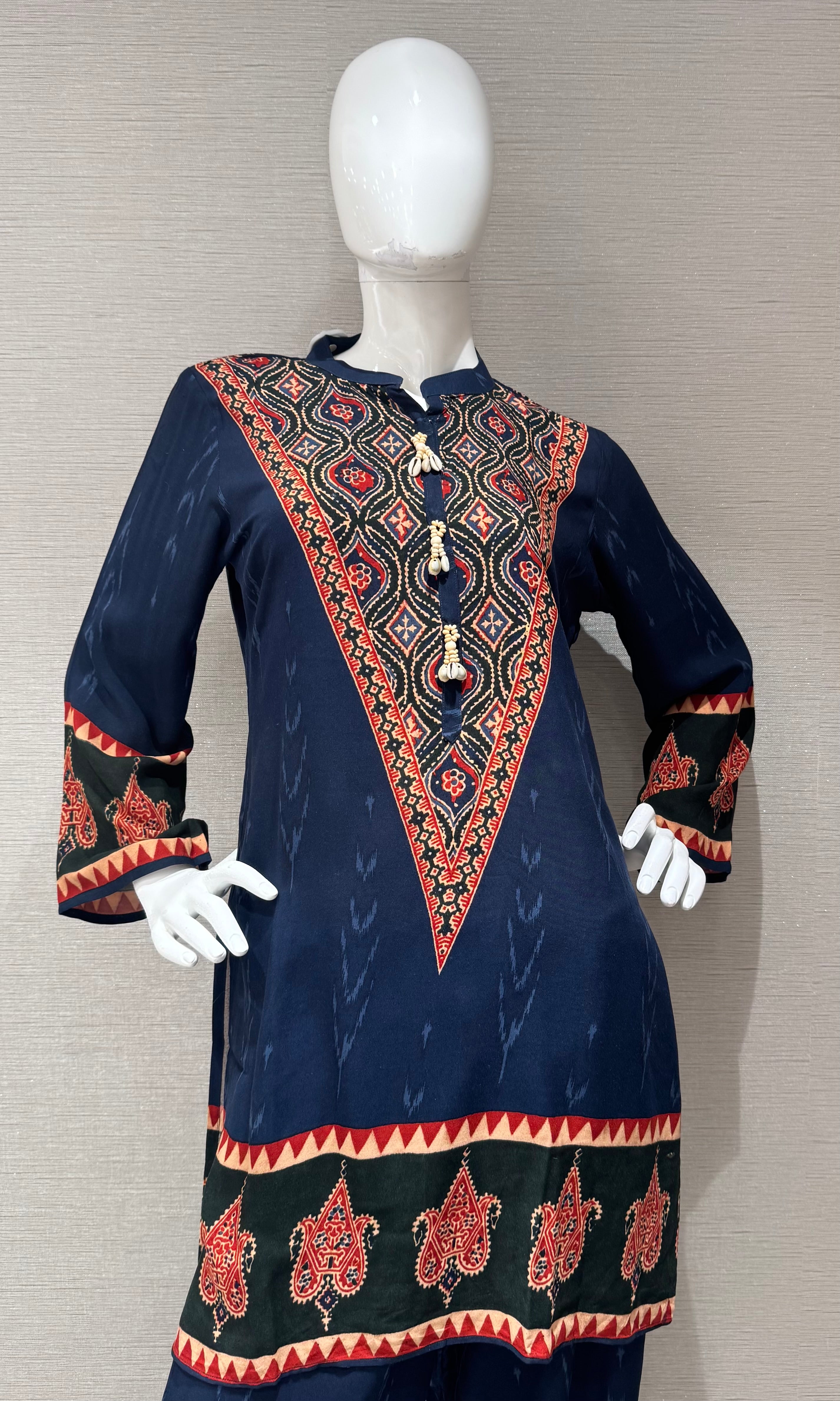 Navy blue intricate bordered cord set