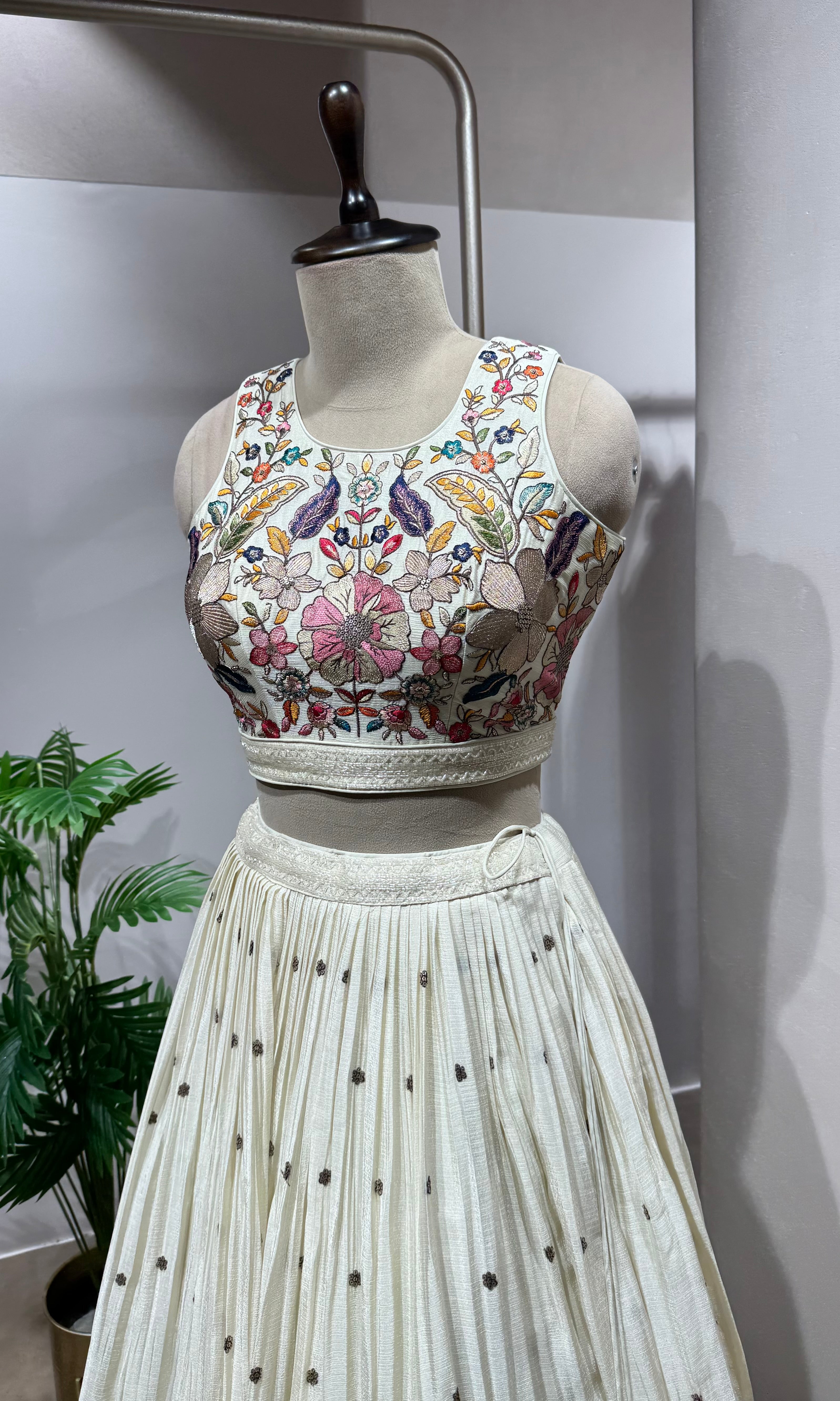Cream lehenga set with Embroidered Lehenga