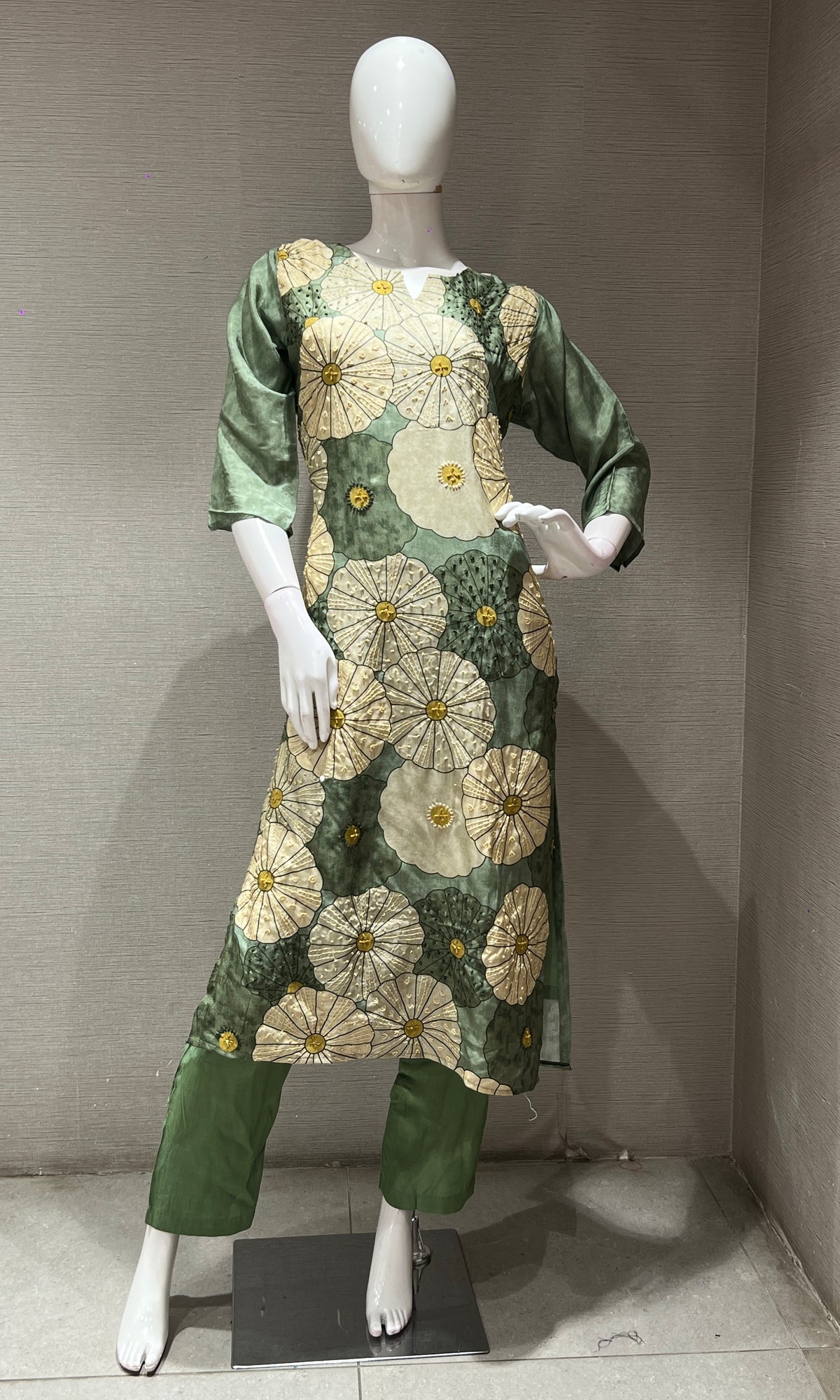 Green FLORAL kurta set