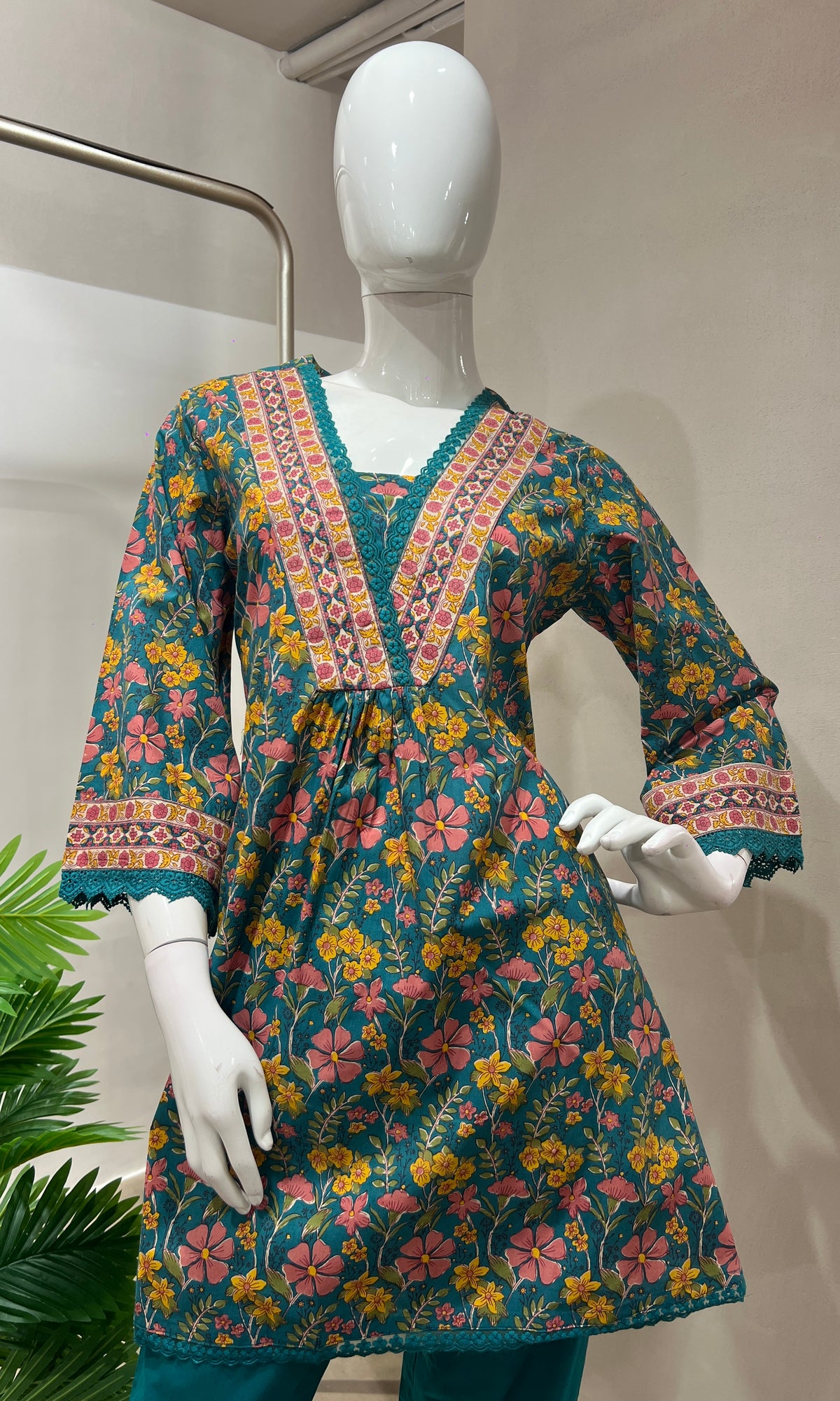 Green FLORAL CORD SET