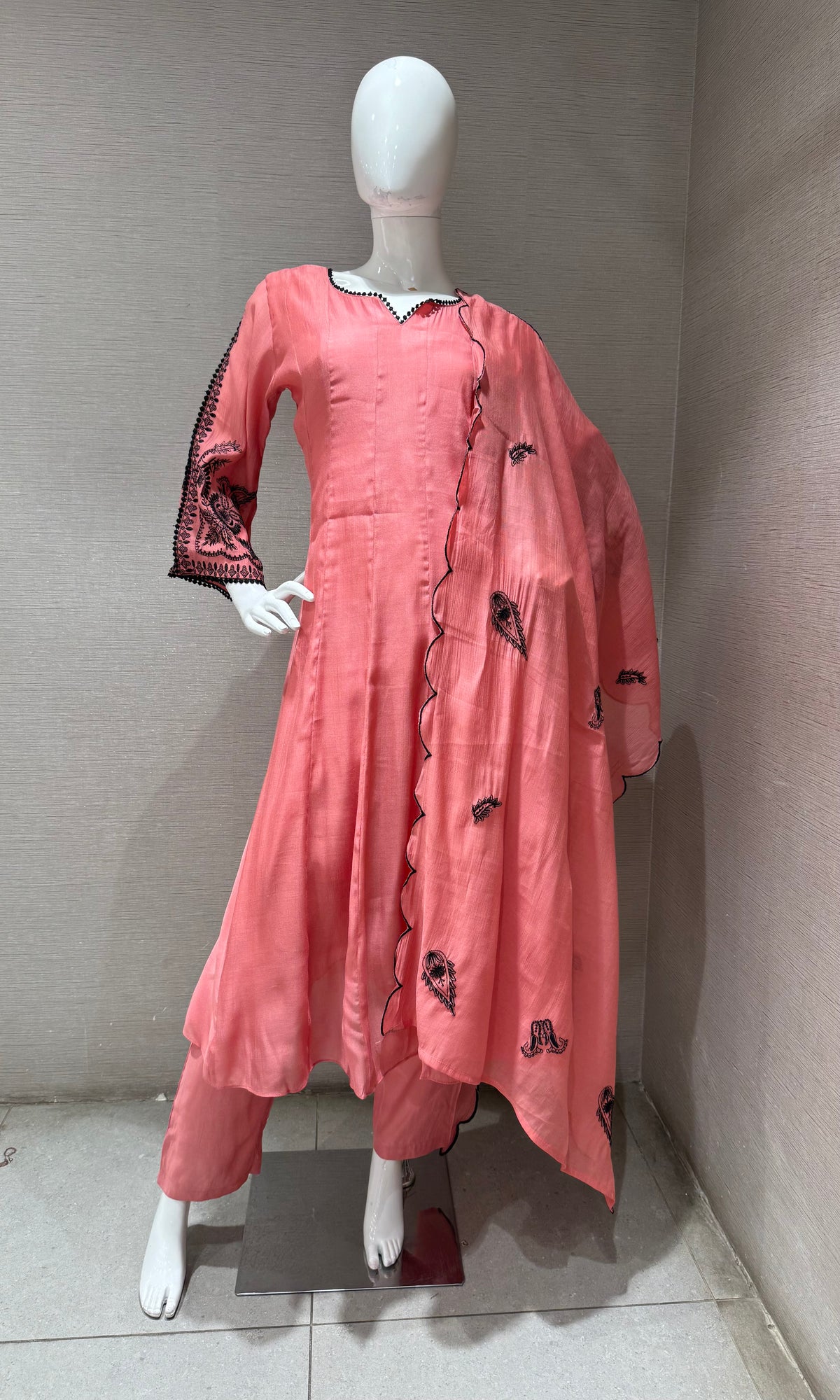 Onion pink chanderi silk kurta set with dupatta