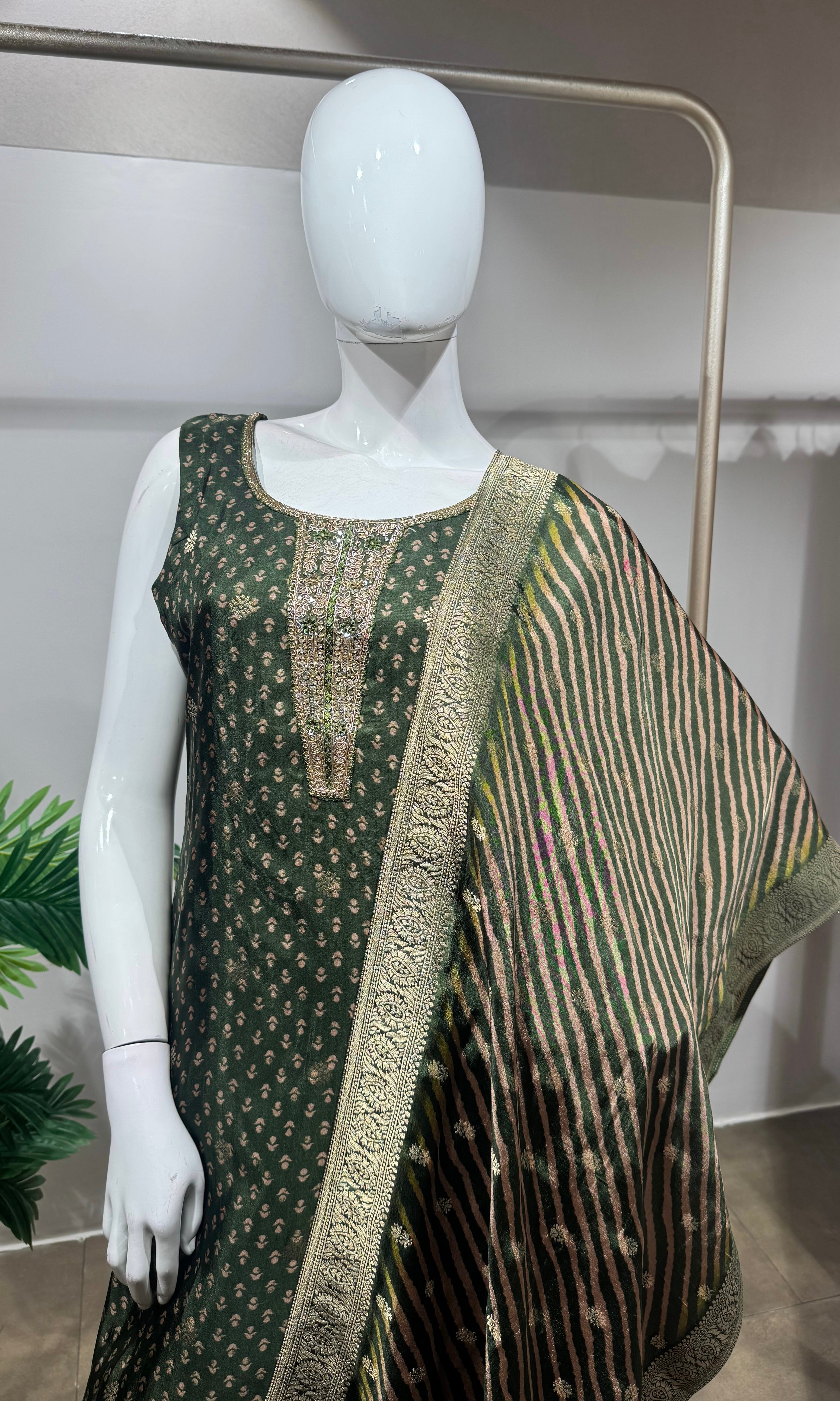 Green Gold Ethnic Kurta Set