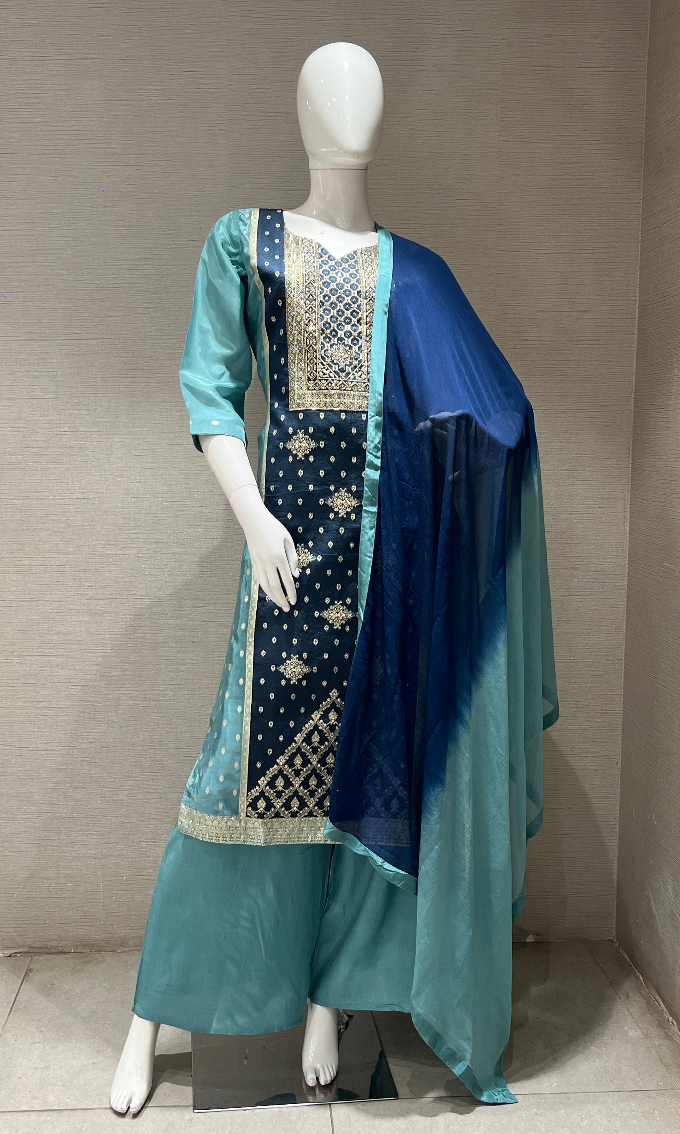 BLUE EMBROIDERED KURTA SET WITH PALAZZO PANTS