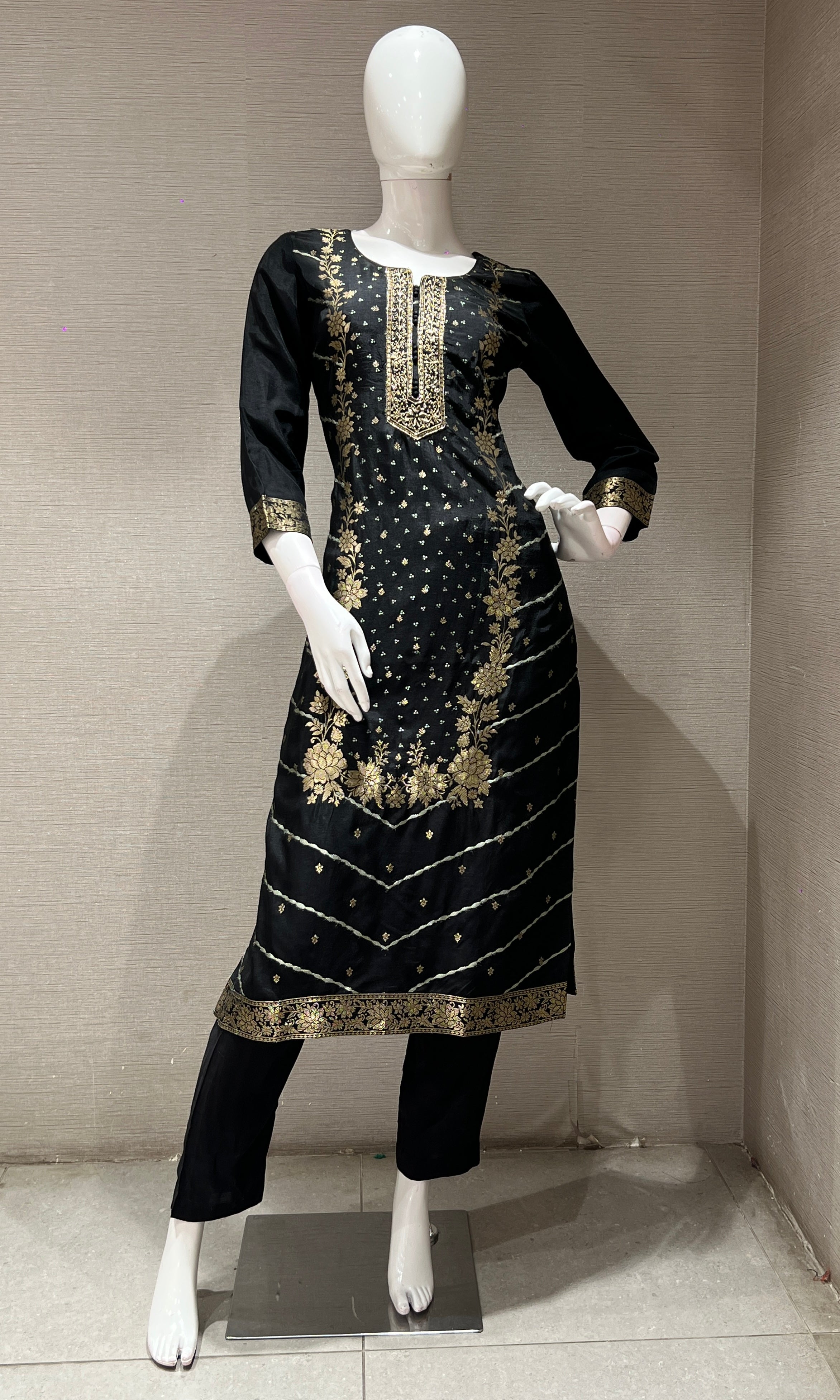Black golden floral print kurta set