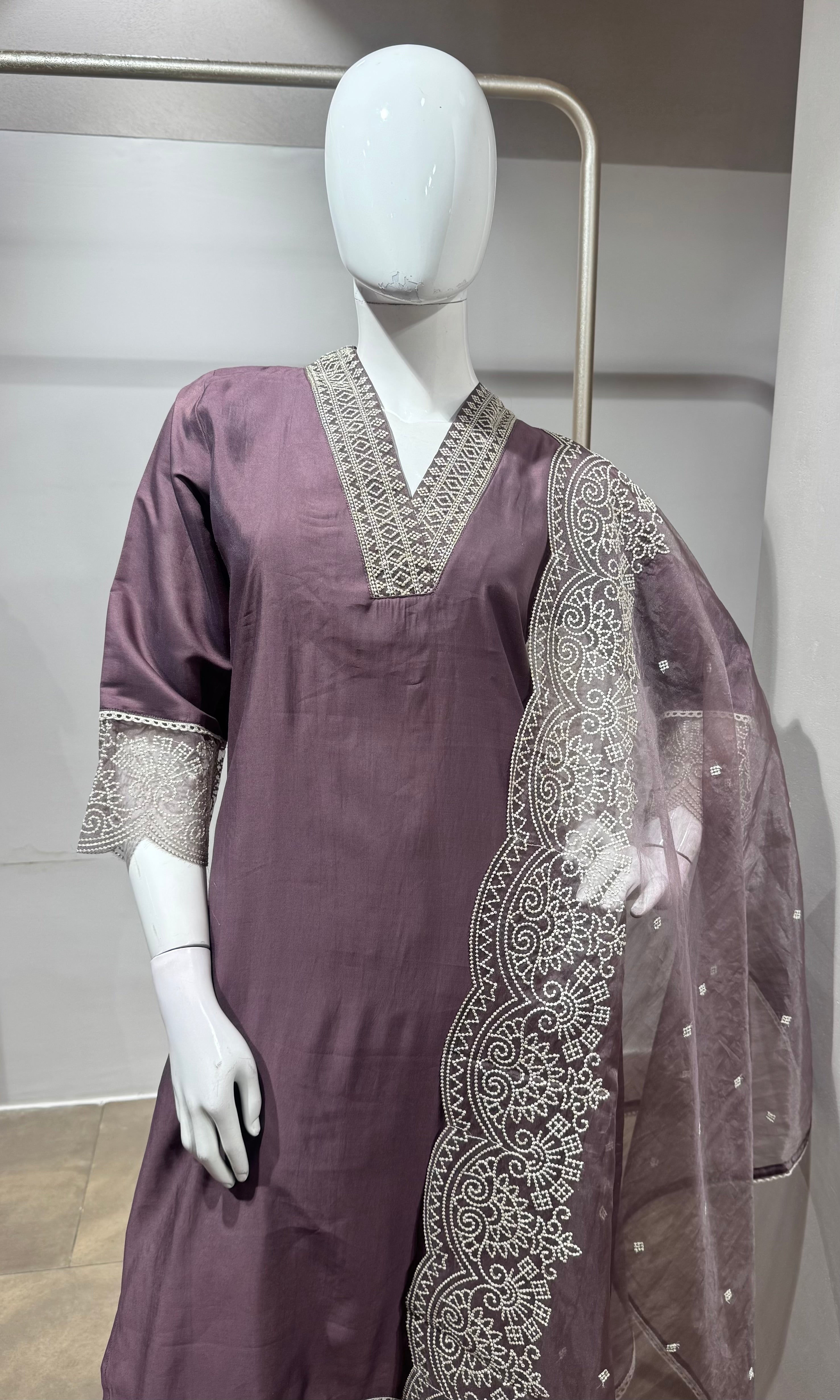 Lavander intricate silver embroidery kurta set
