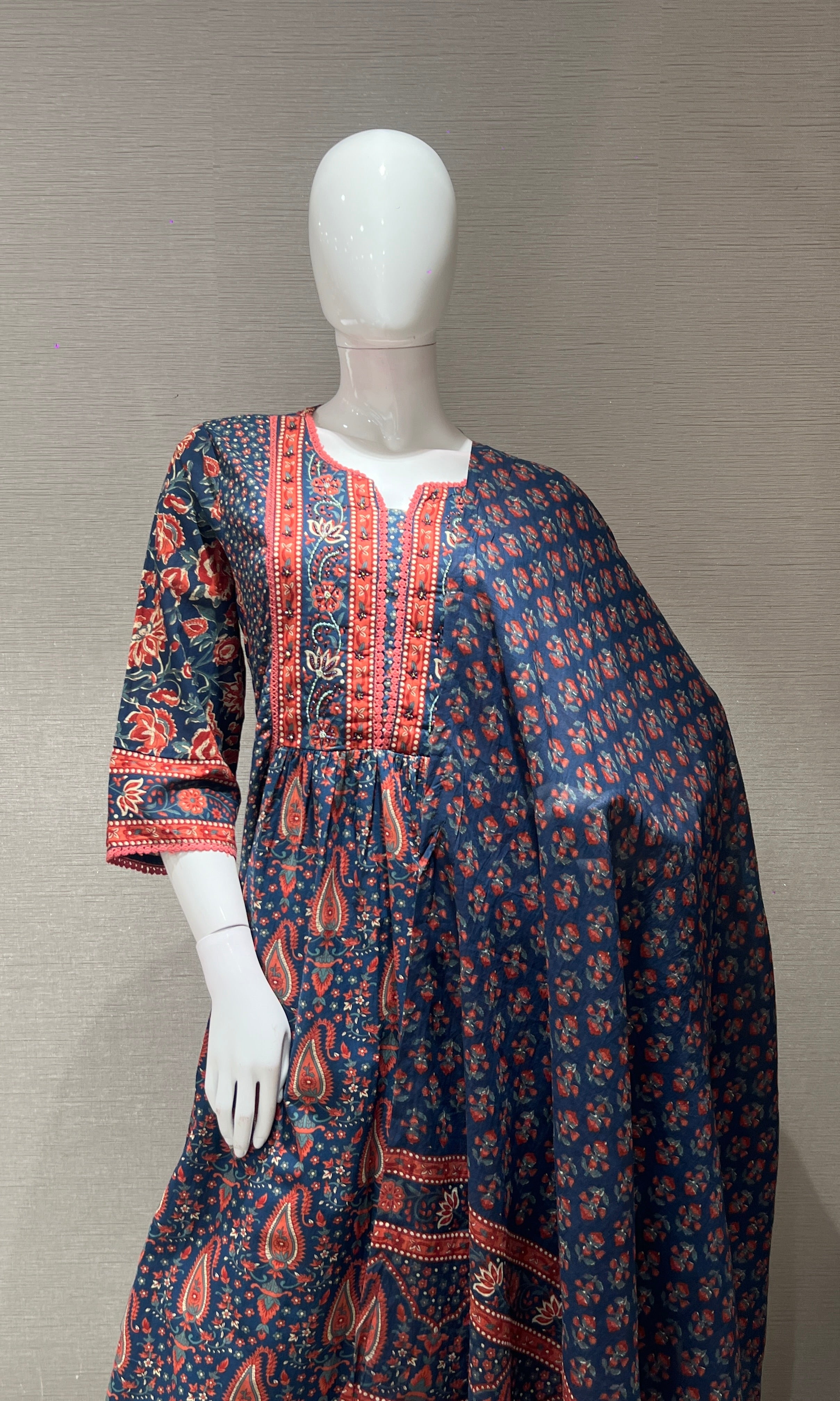 Navi blue Floral Kurta Set with Dupatta