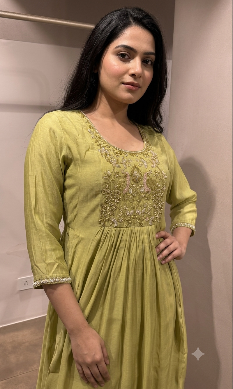 Green Embroidered Silk Blend Kurta Pant Set