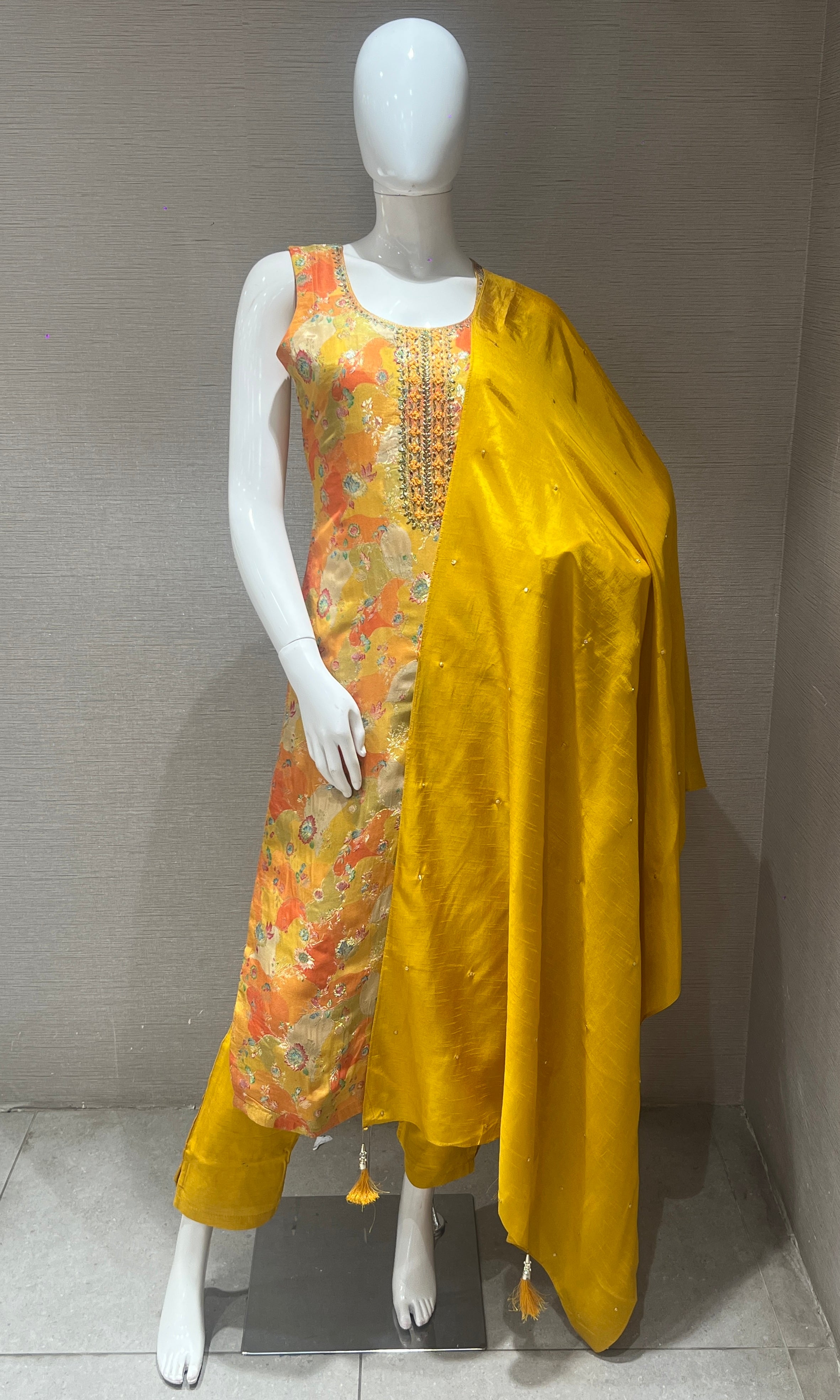 Yellow floral Printed Kurta set with Dupatta