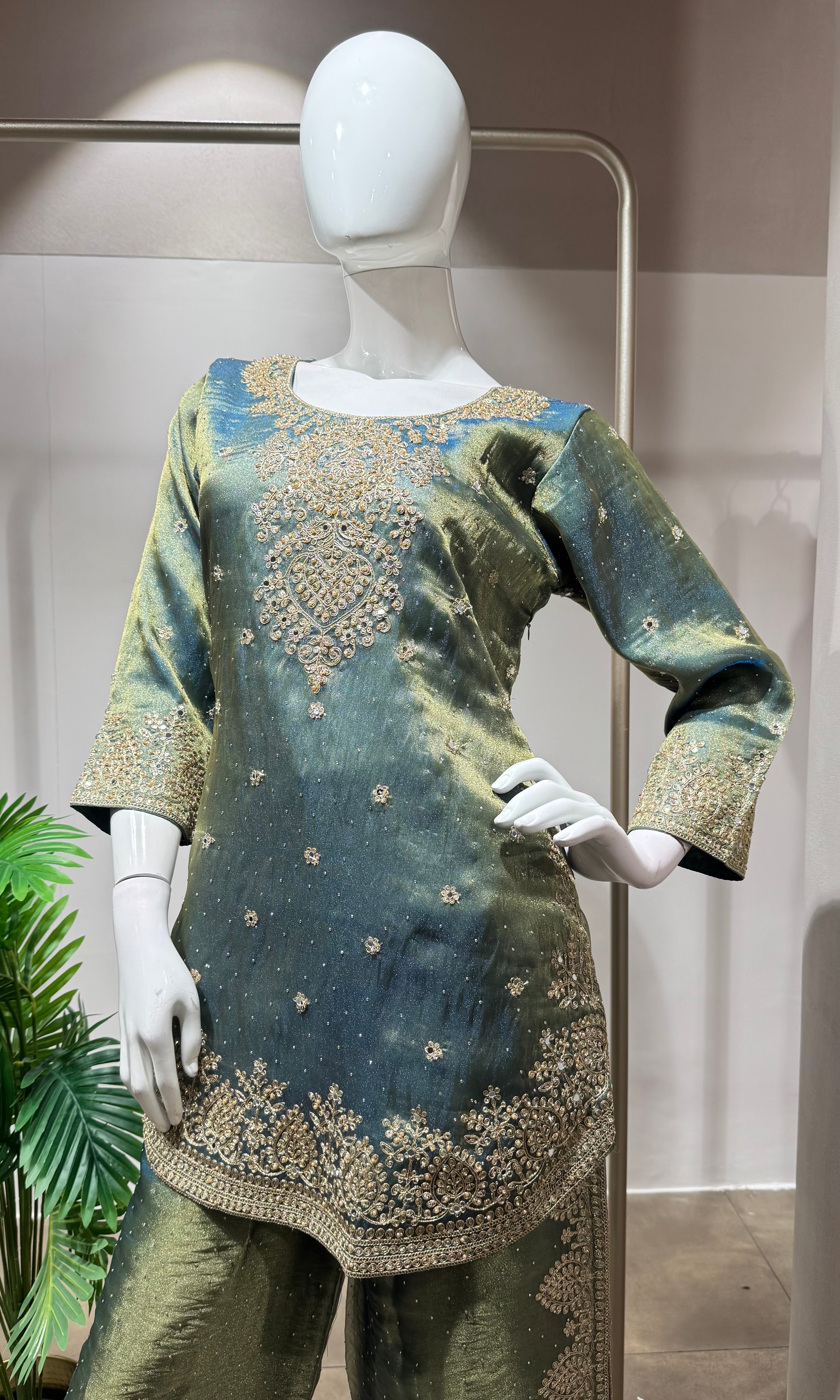 Light green shimmer tissue palazzo set