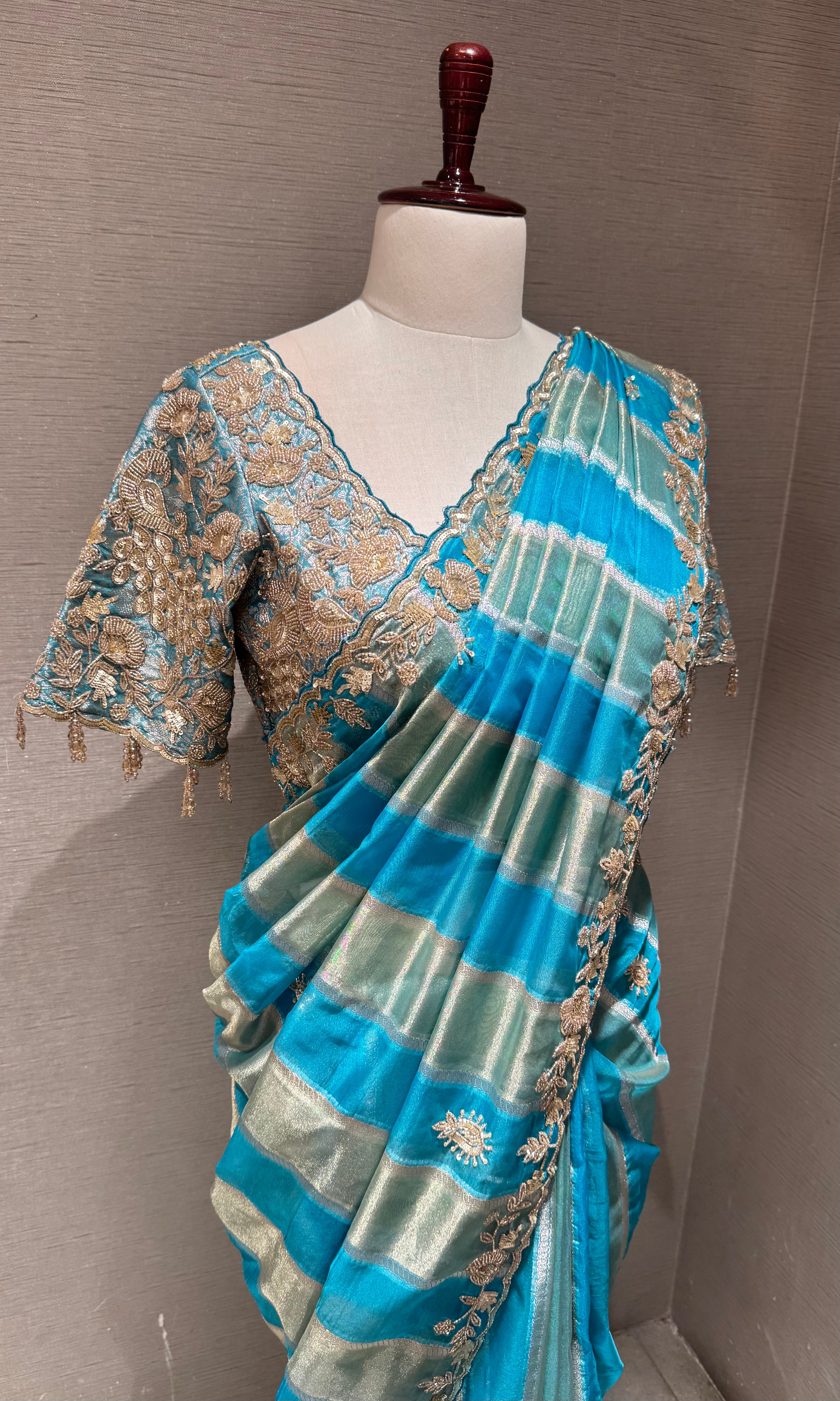 Blue Leheriya saree with embroidered blouse