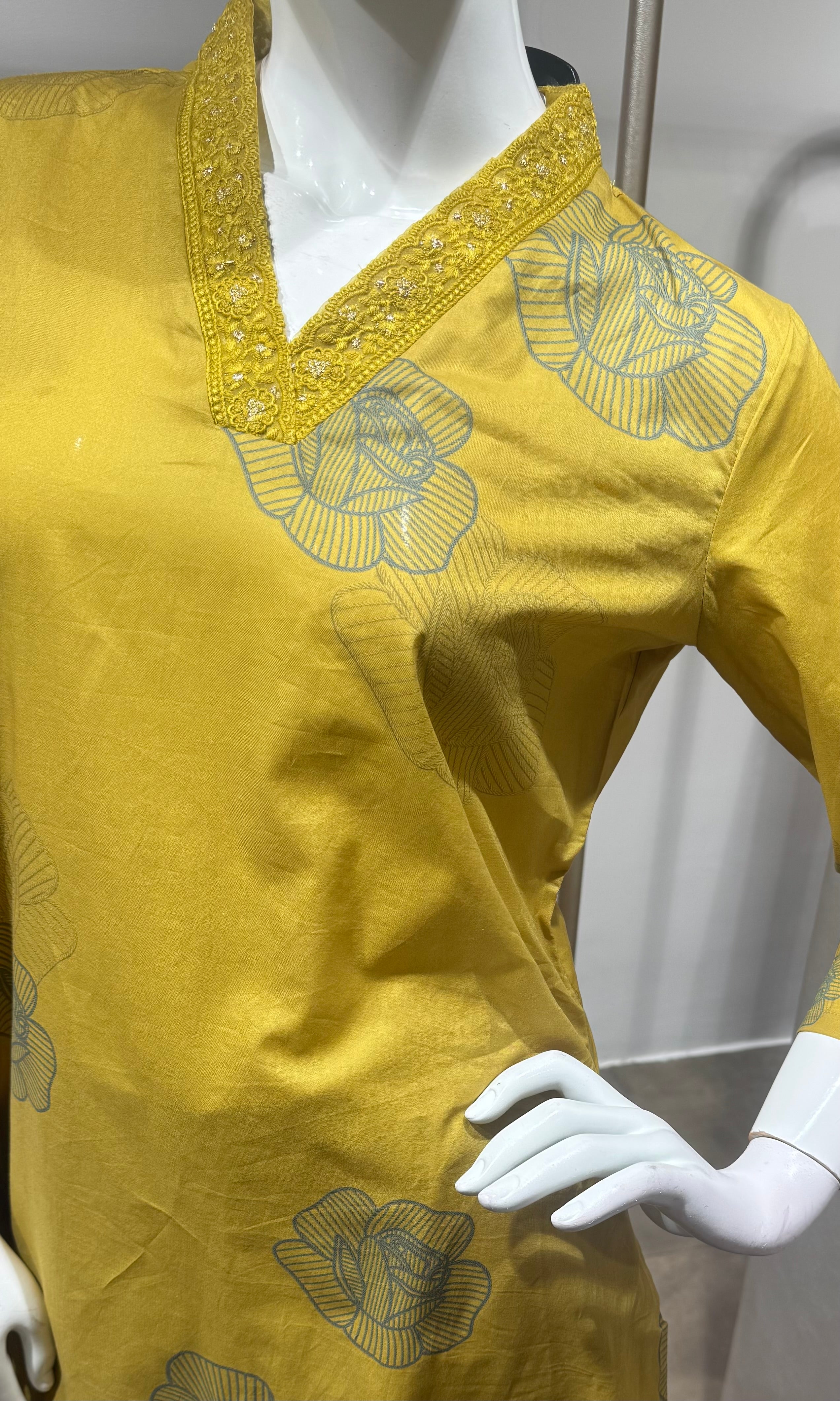 mehandi green Printed Kurta Set