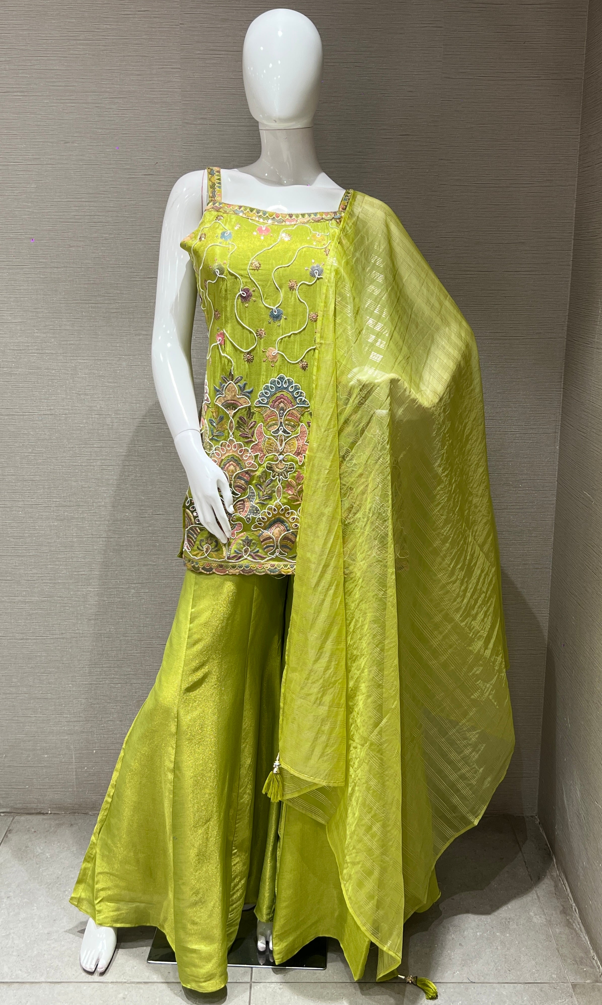 Elegant green embroidered palazzo