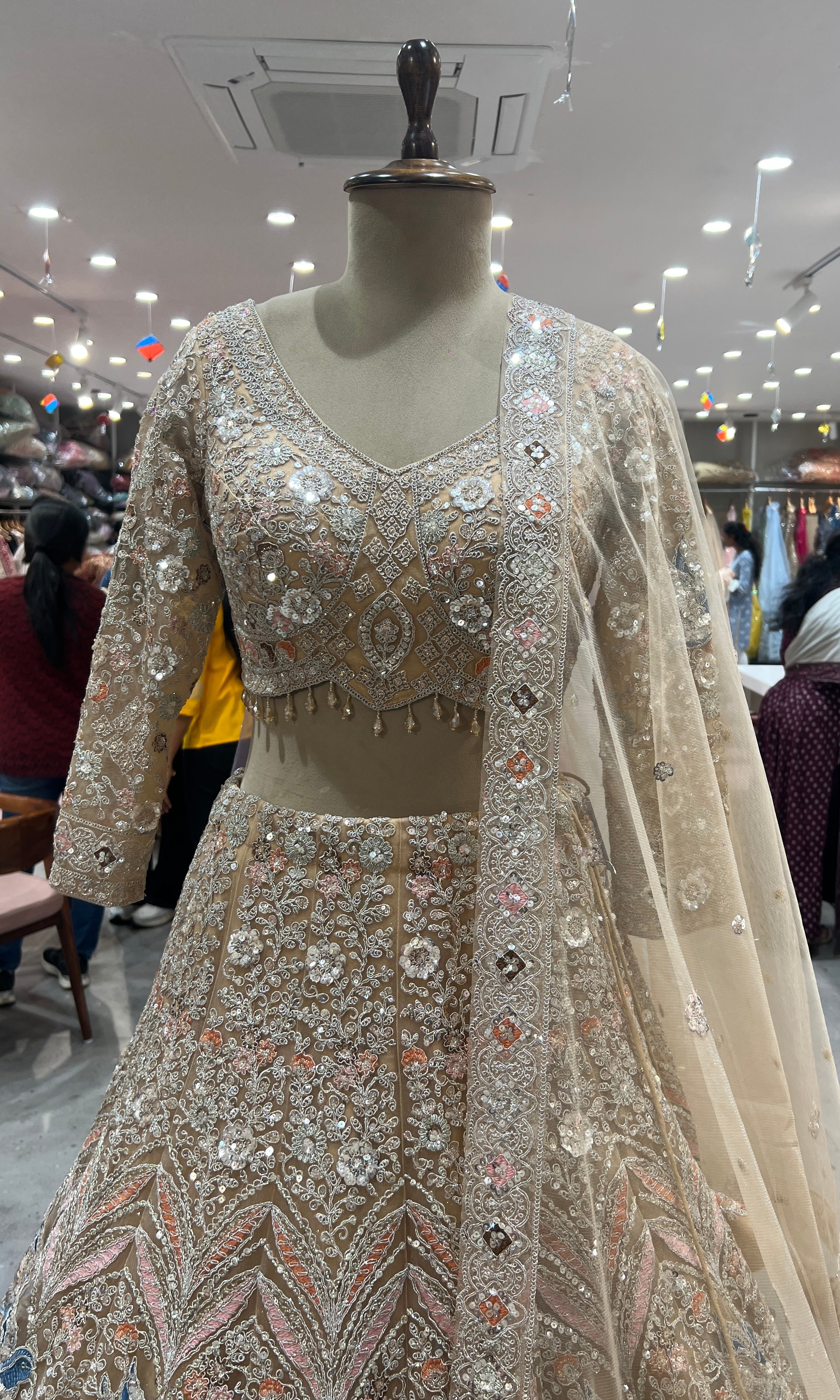 Beagh HEAVY INTRICATE EMBROIDERED LEHENGA