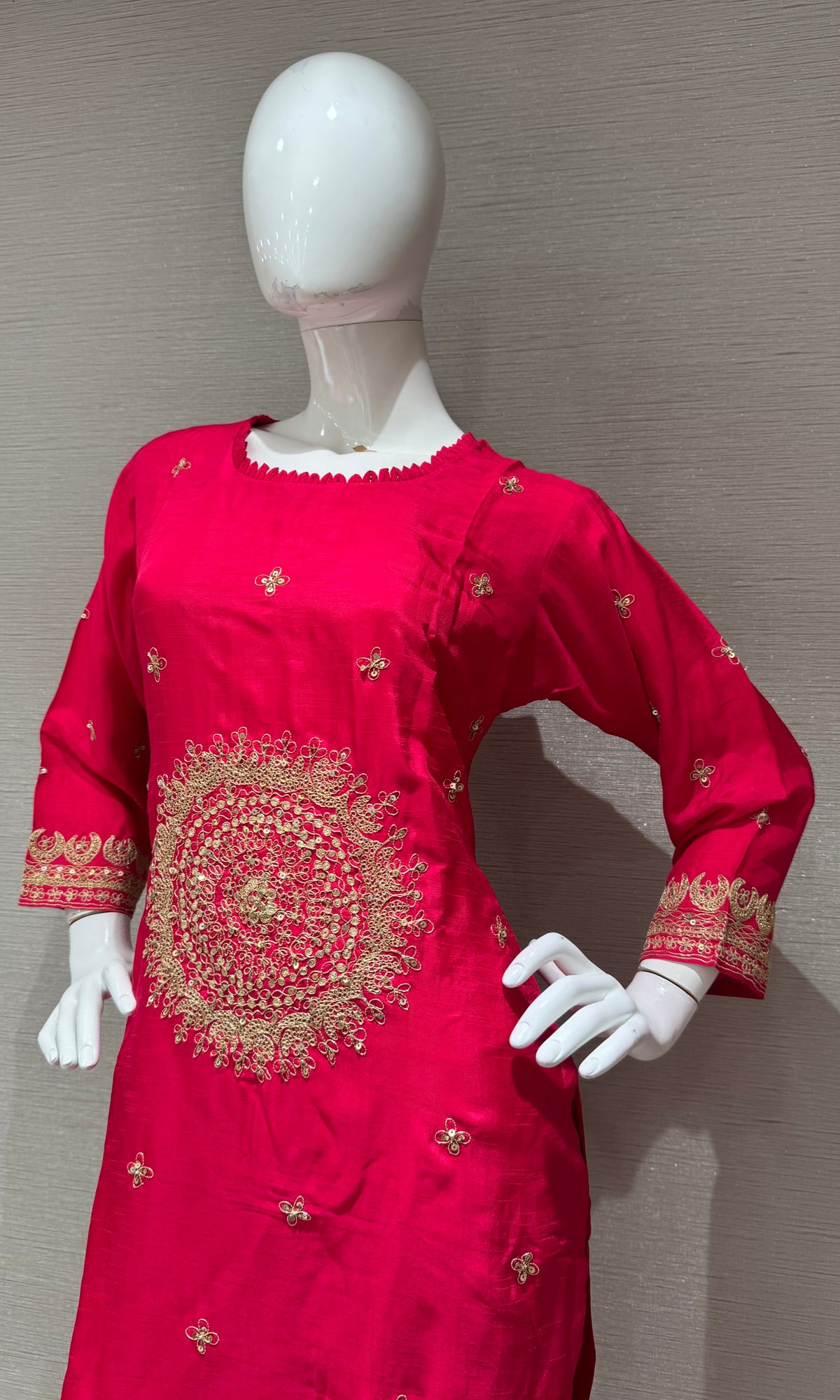 RANI Mul Chanderi Kurta Set with Striped Dupatta
