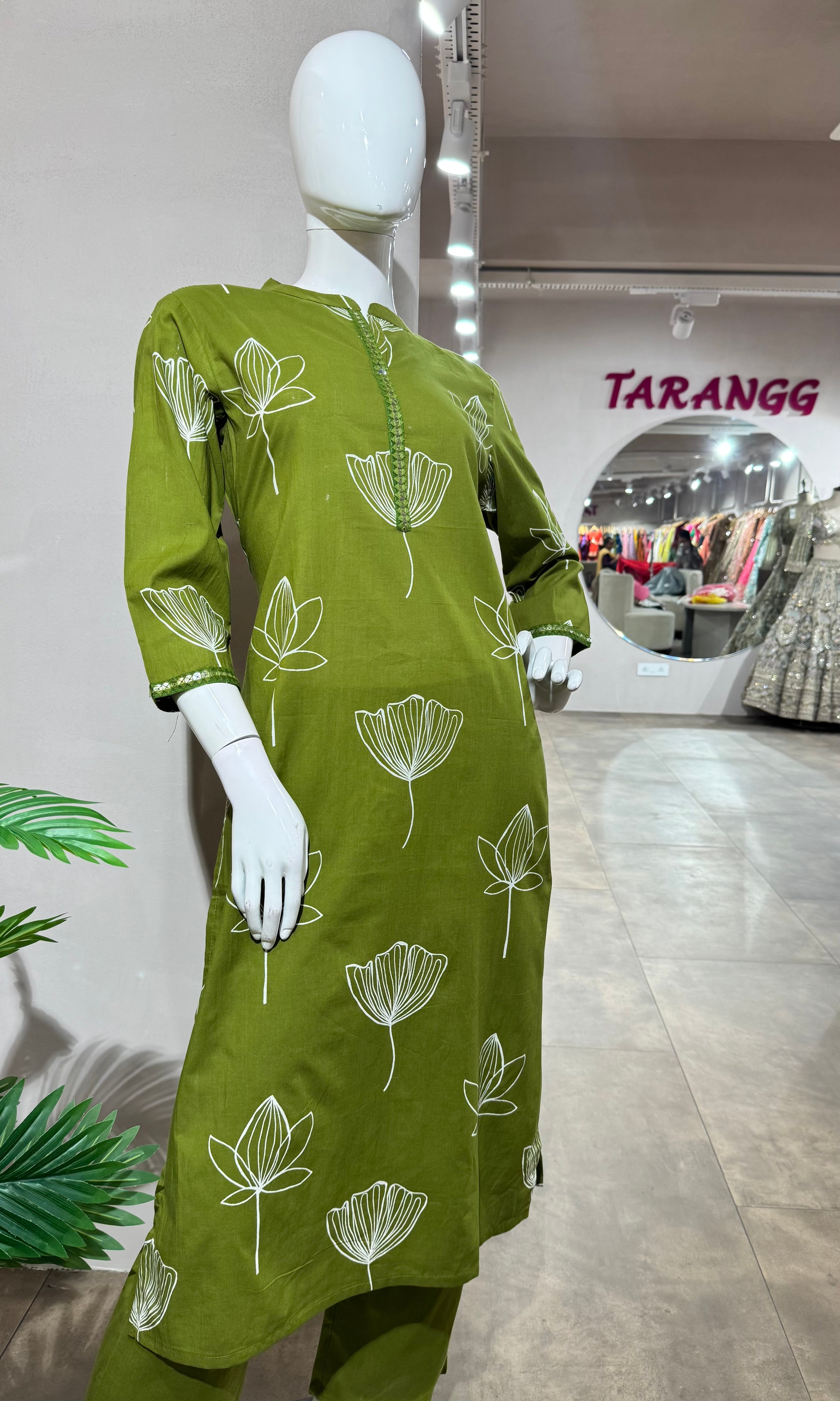 GREEN FLORAL KURTI WITH BOTTOM