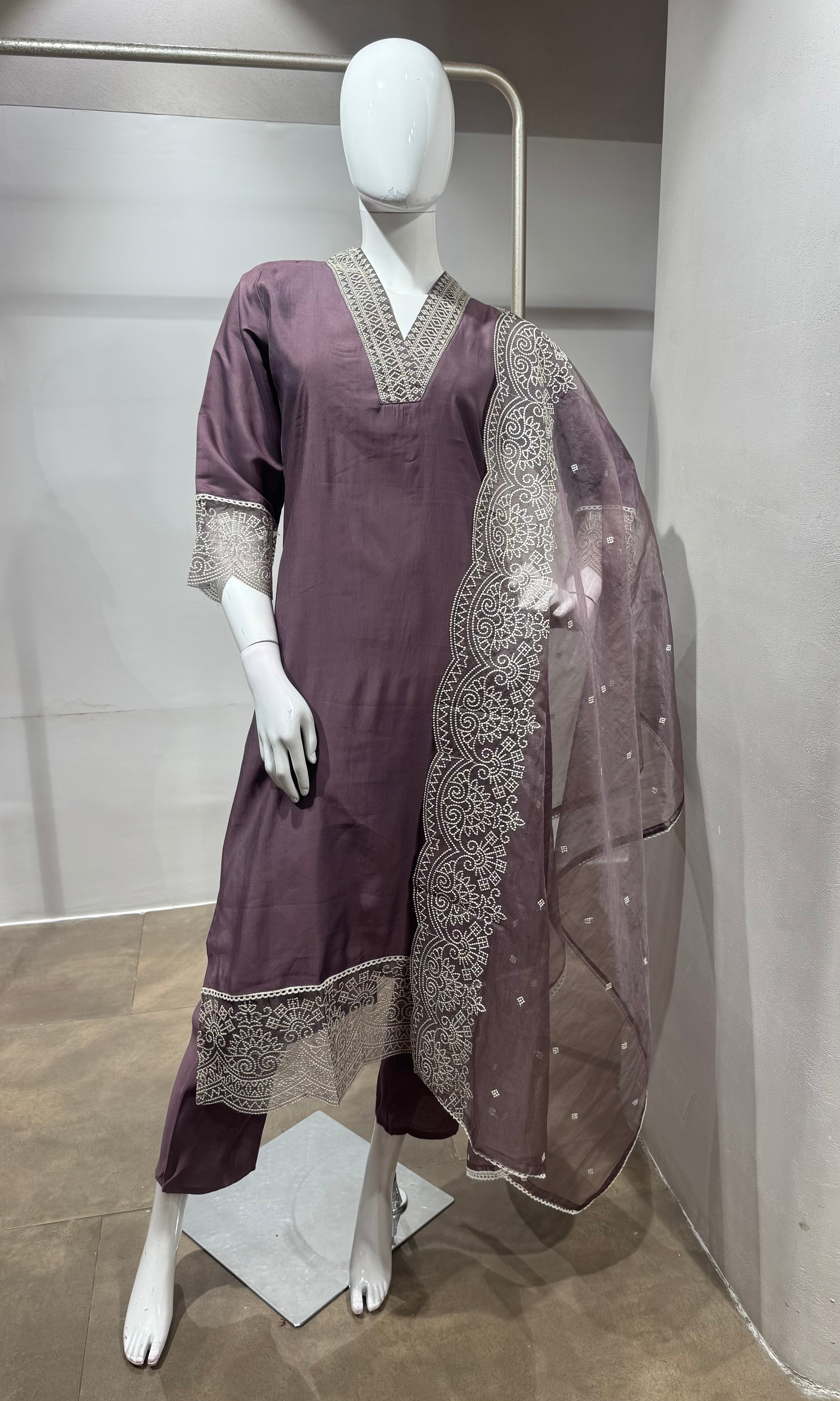Lavander intricate silver embroidery kurta set