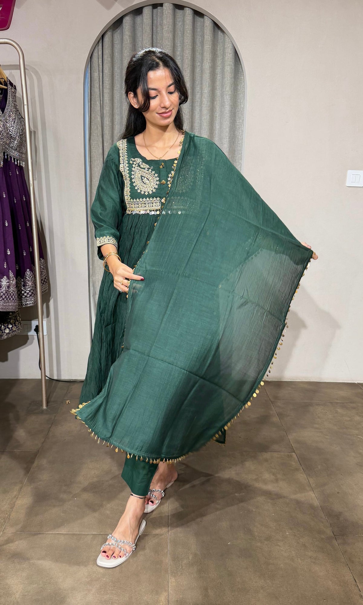 GREEN MUL CHANDERI KURTA SET WITH DUPATTA