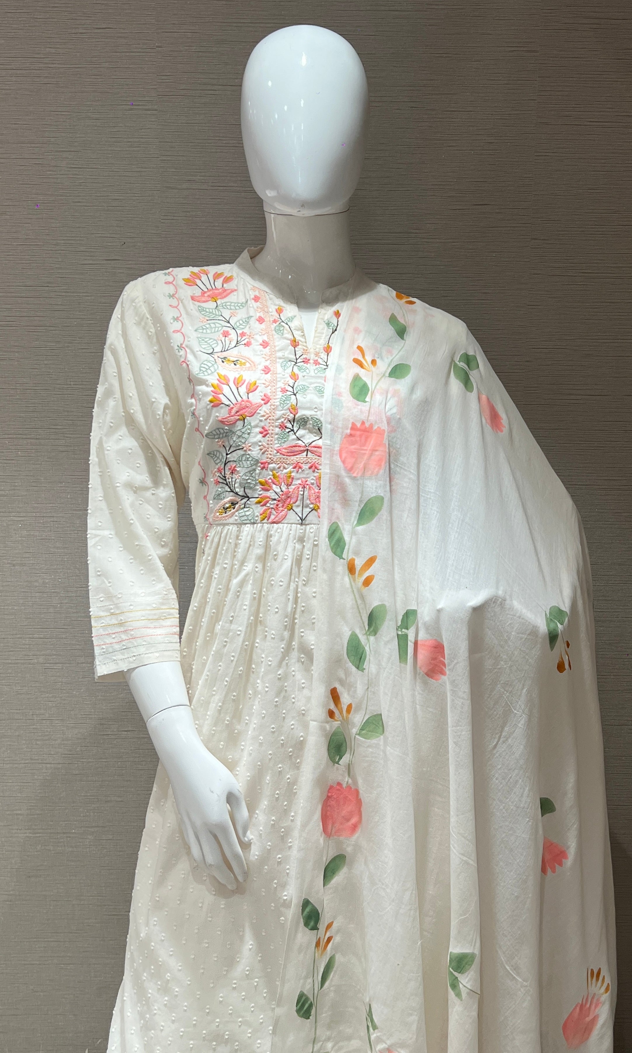 Cream mul Chanderi Anarkali kurta set