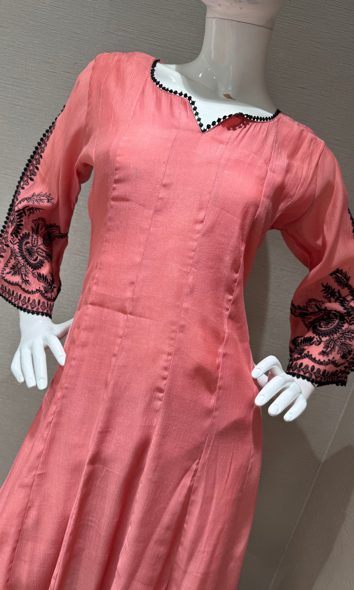 Onion pink chanderi silk kurta set with dupatta