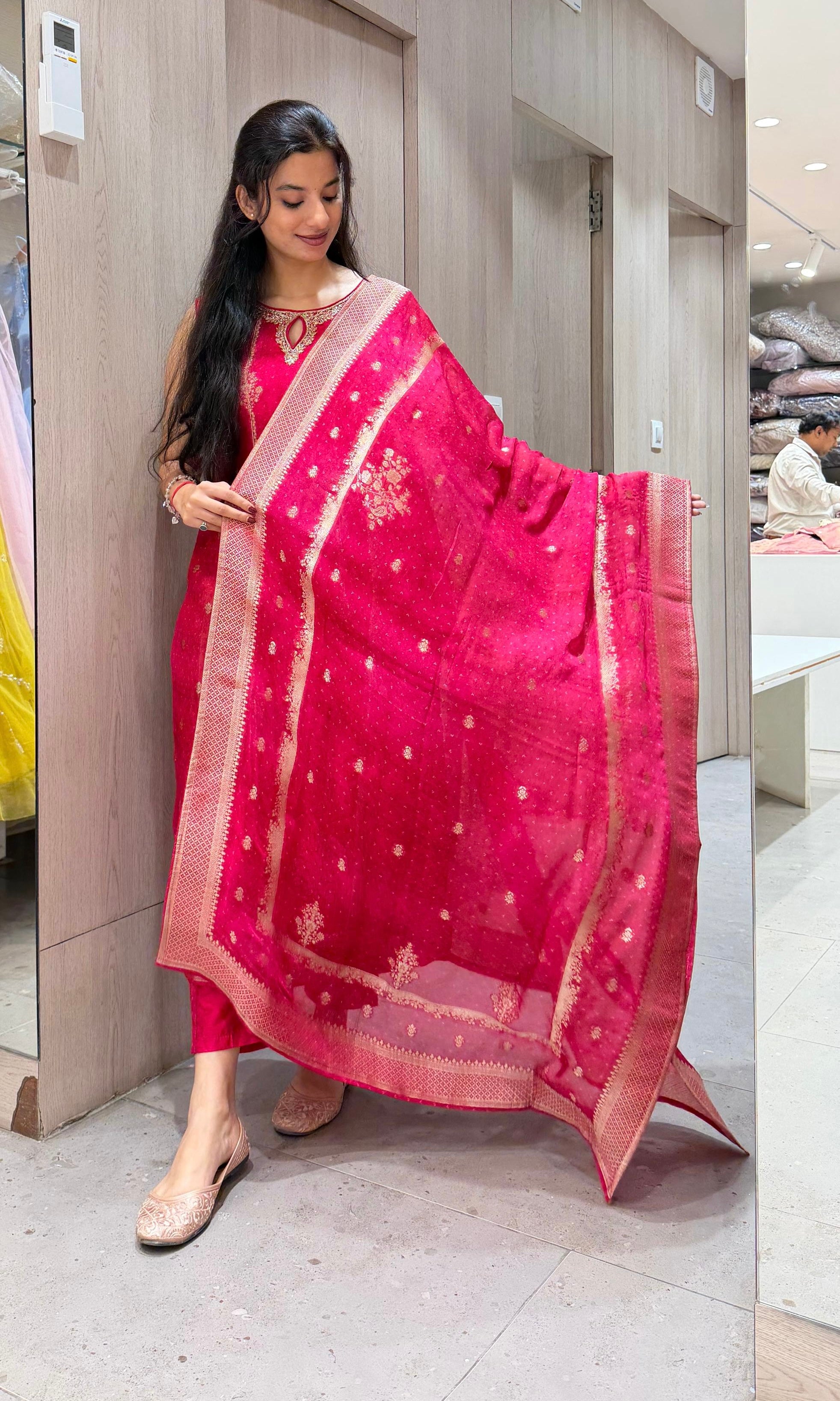 Rani pink GOLDEN ETHINC kurta set
