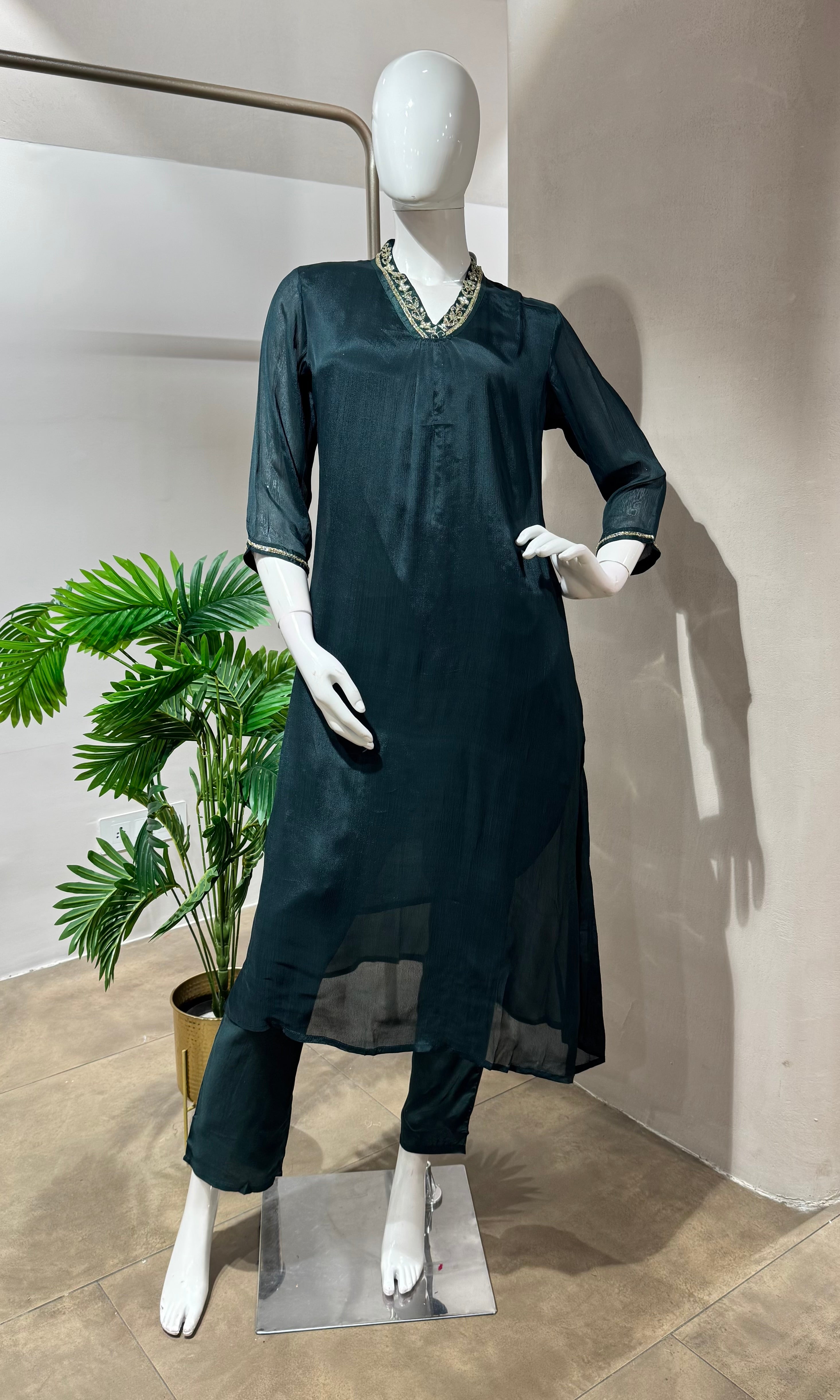 GREEN SHIMMER TISSUE KURTA SET