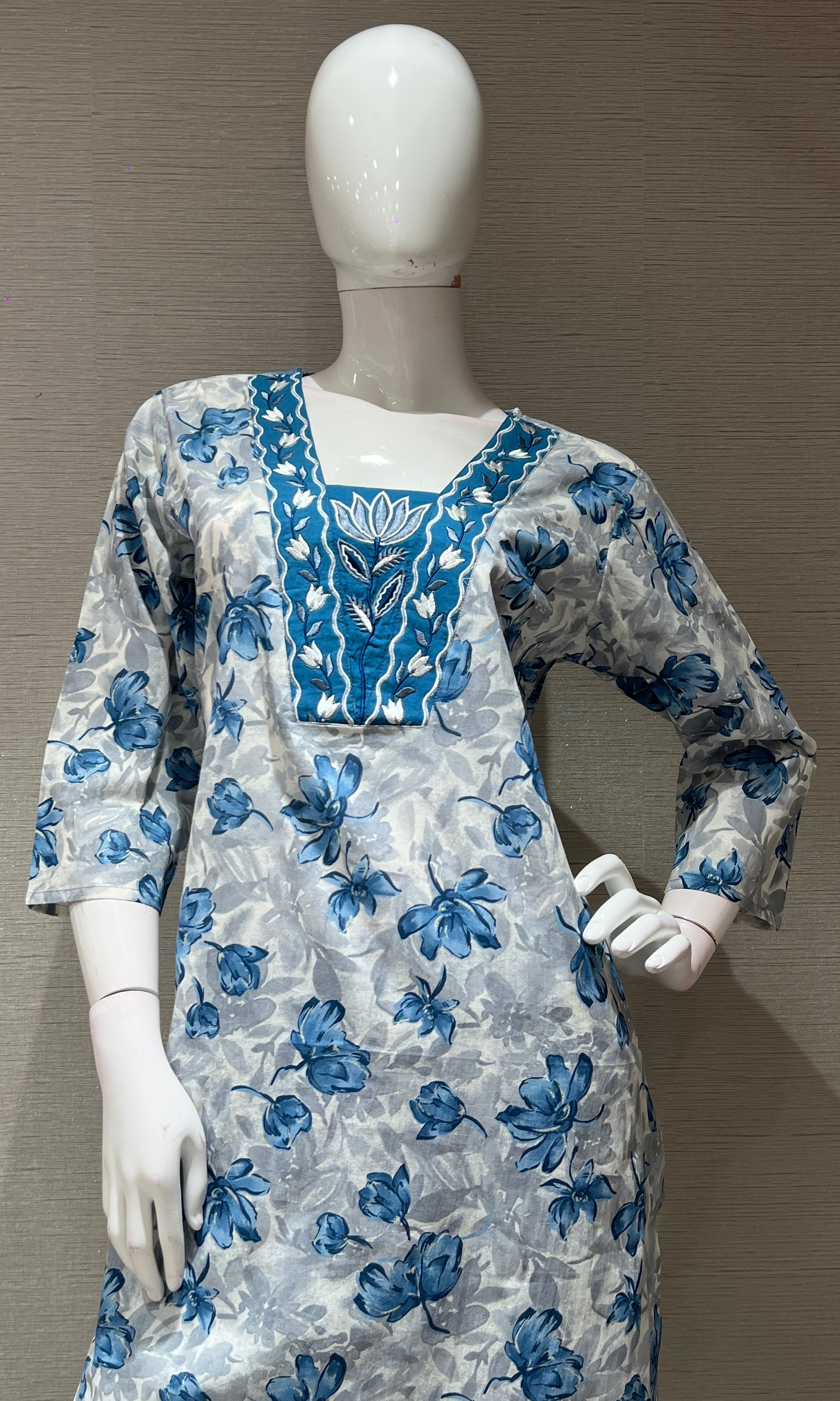 Blue floral PRINT kurta set