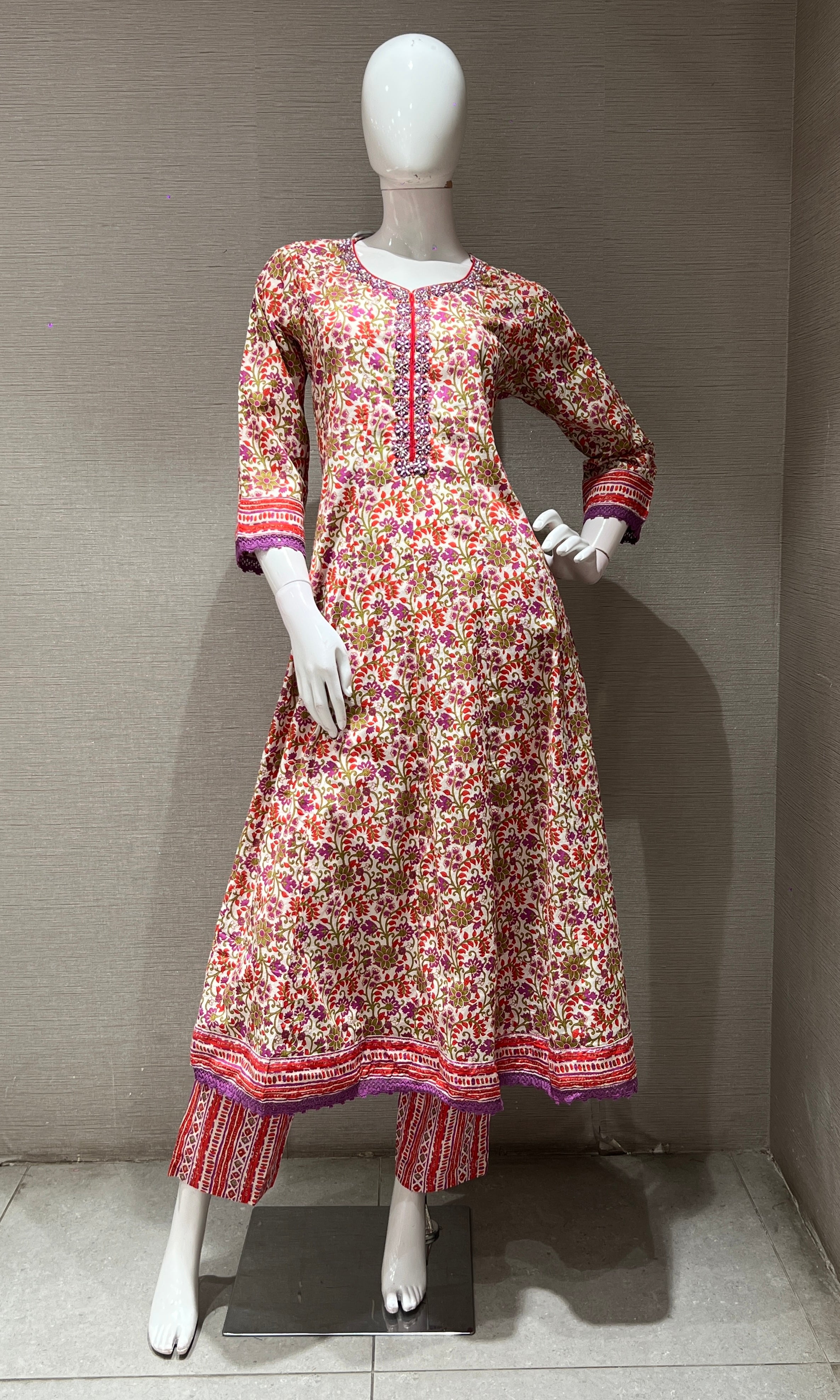 ORANGE FLORAL ETHNIC PRINTED KURTA SET
