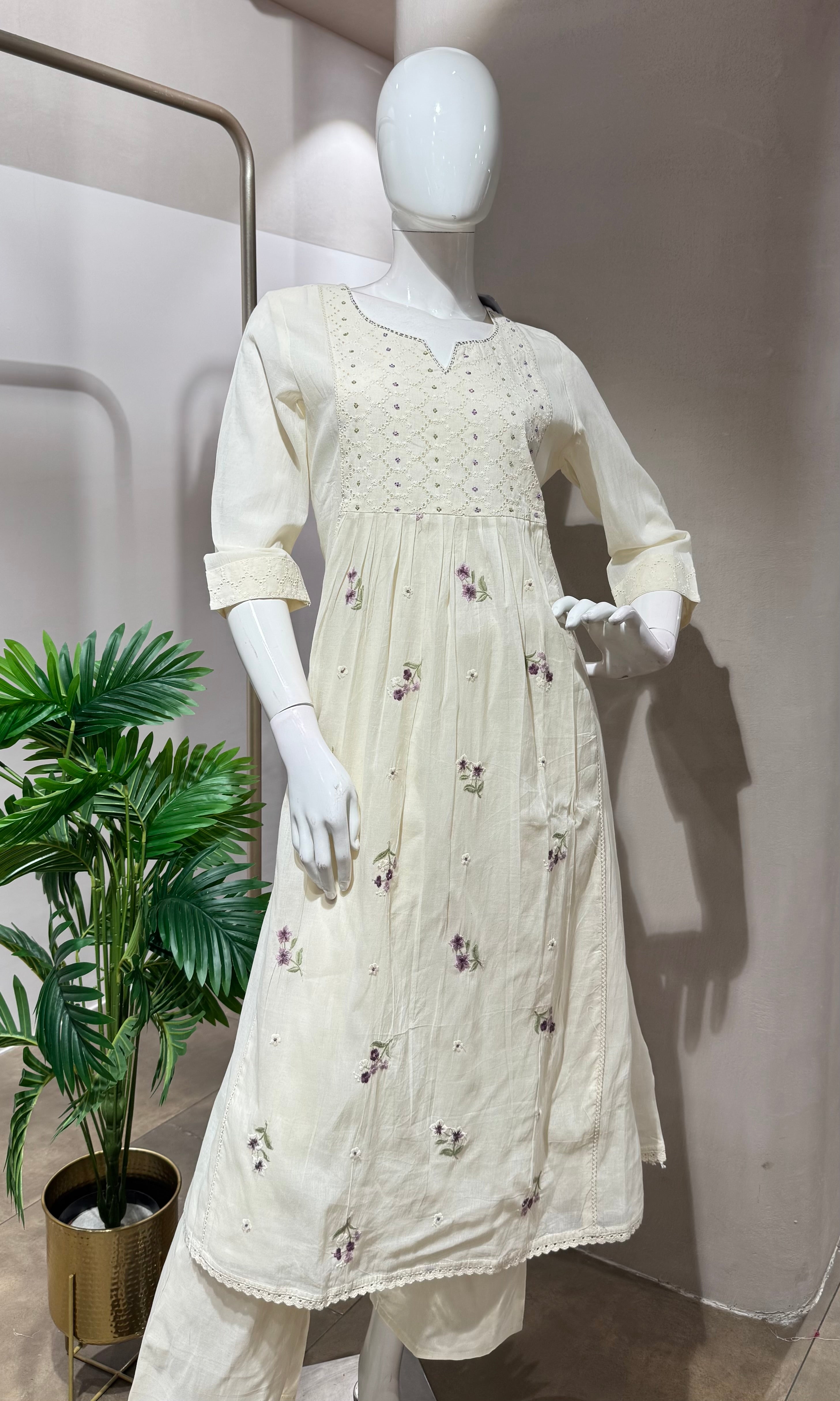 WHITE LAVENDER FLORAL EMBROIDERY KURTA SET