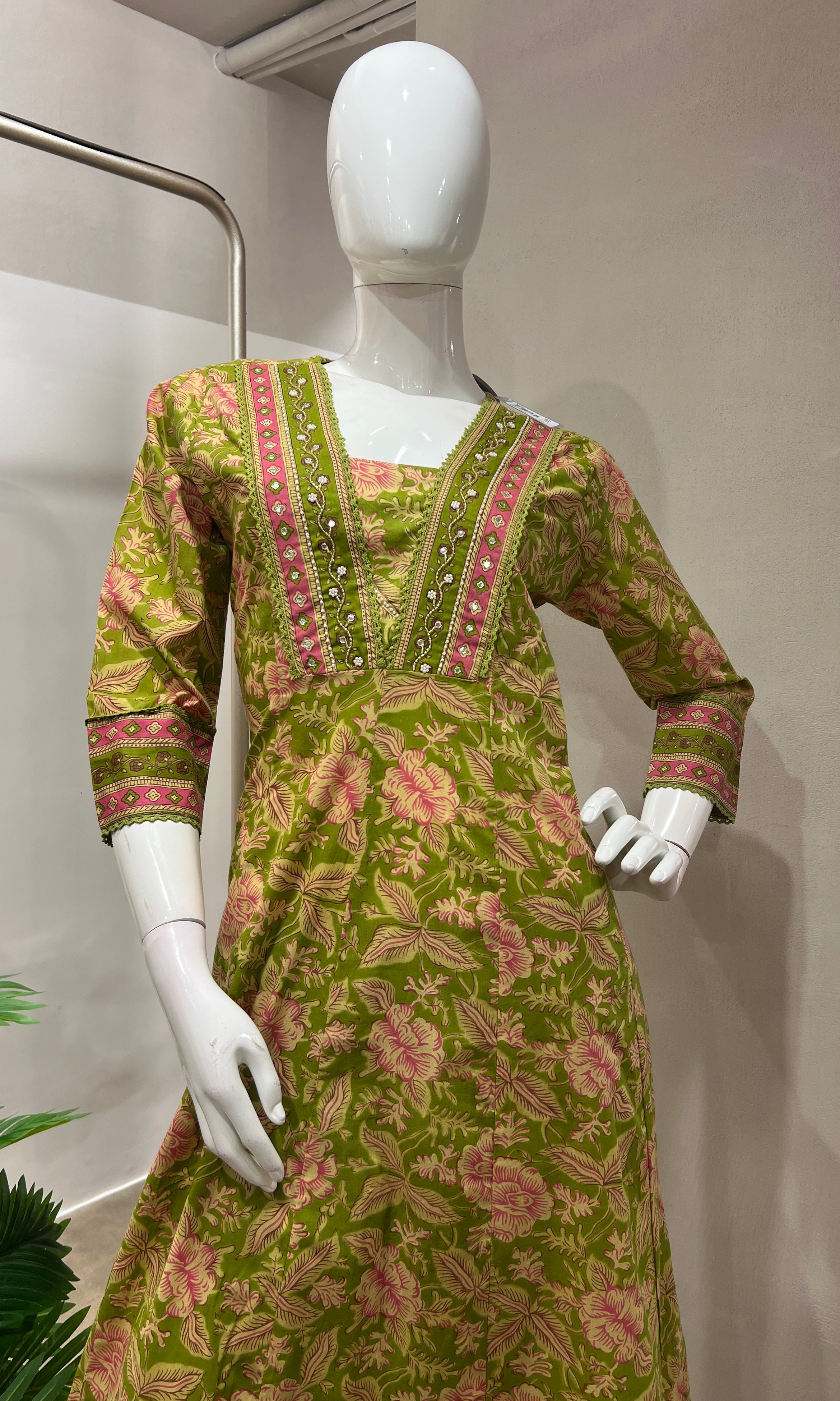 Light green FLORAL kurta set