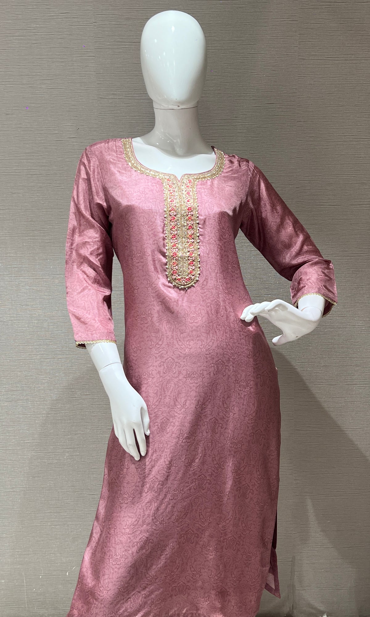 Mauve kurta set with banarasi dupatta